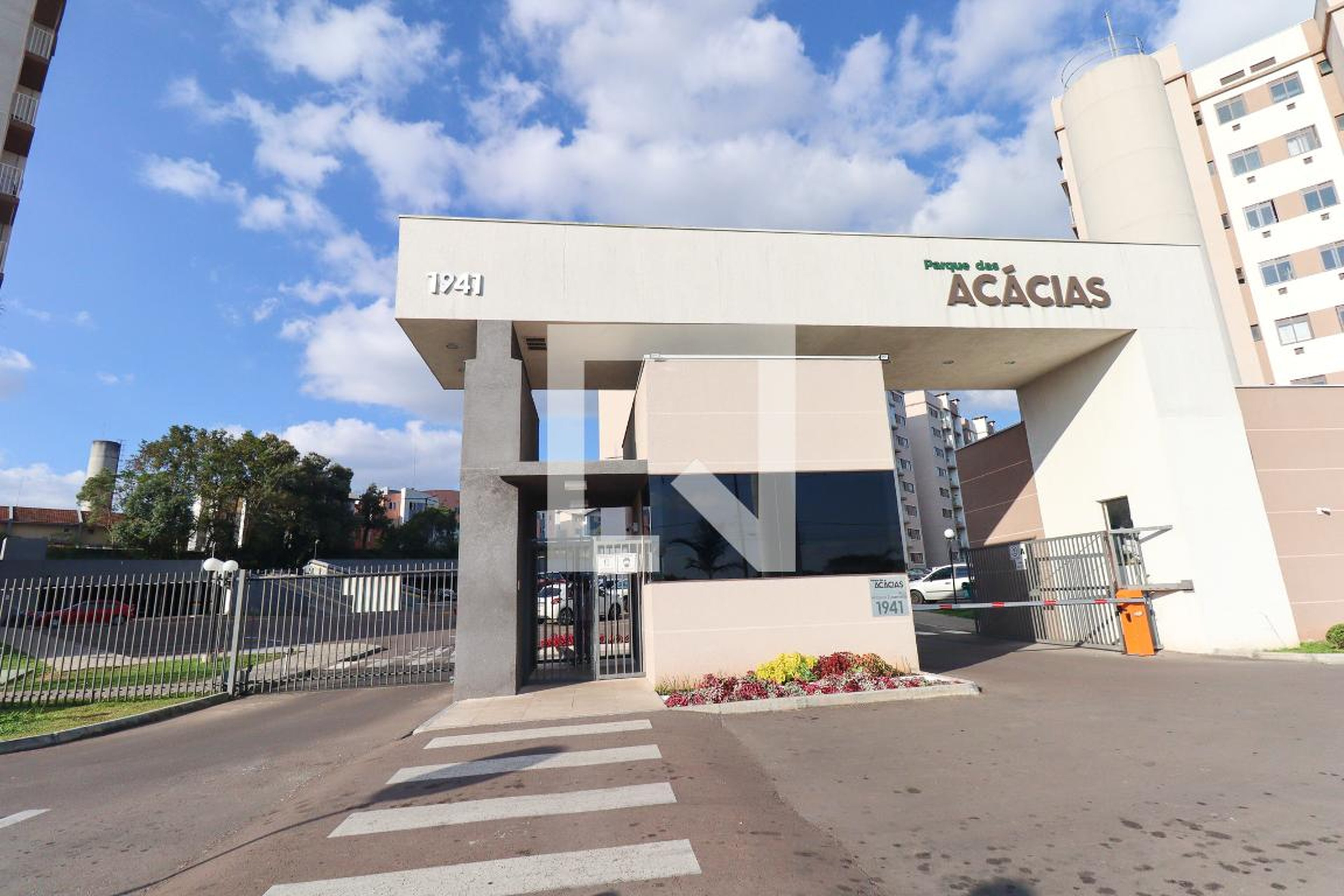 Fachada do Condomínio Condomínio em Rua Clementino Zétola Júnior, 1941