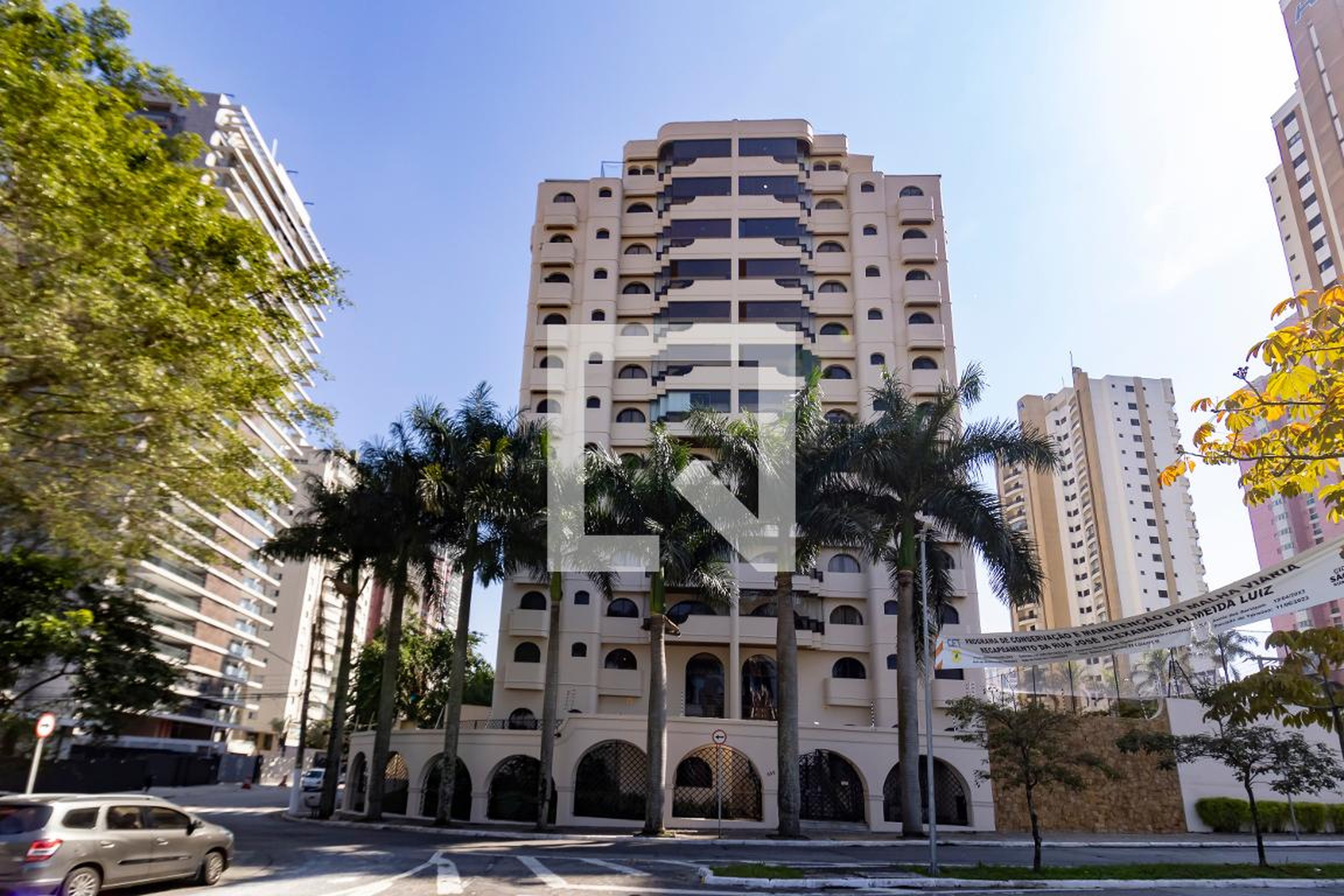 Fachada do Prédio Condomínio Rhodes
