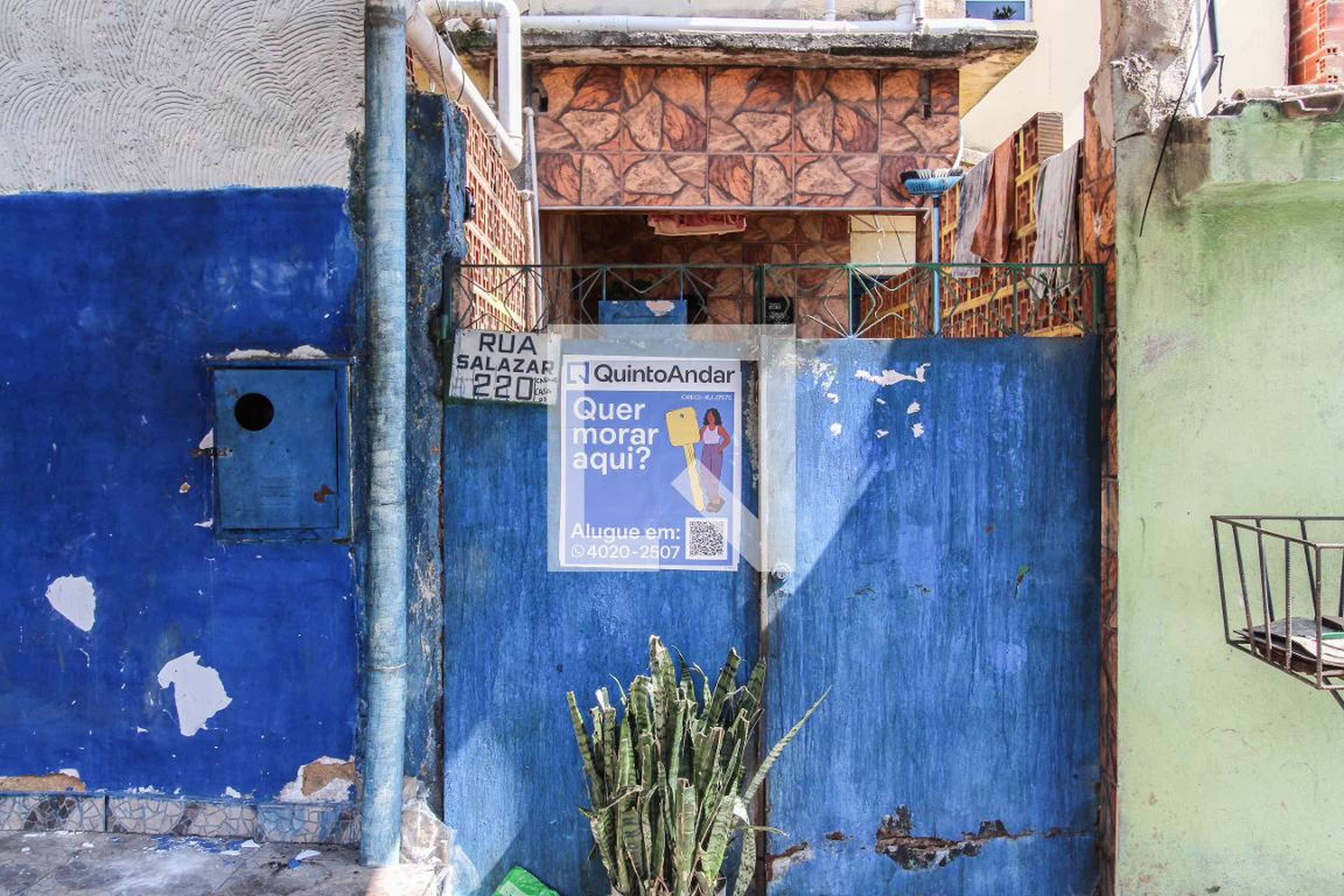 Fachada Condomínio em Rua Salazar, 220