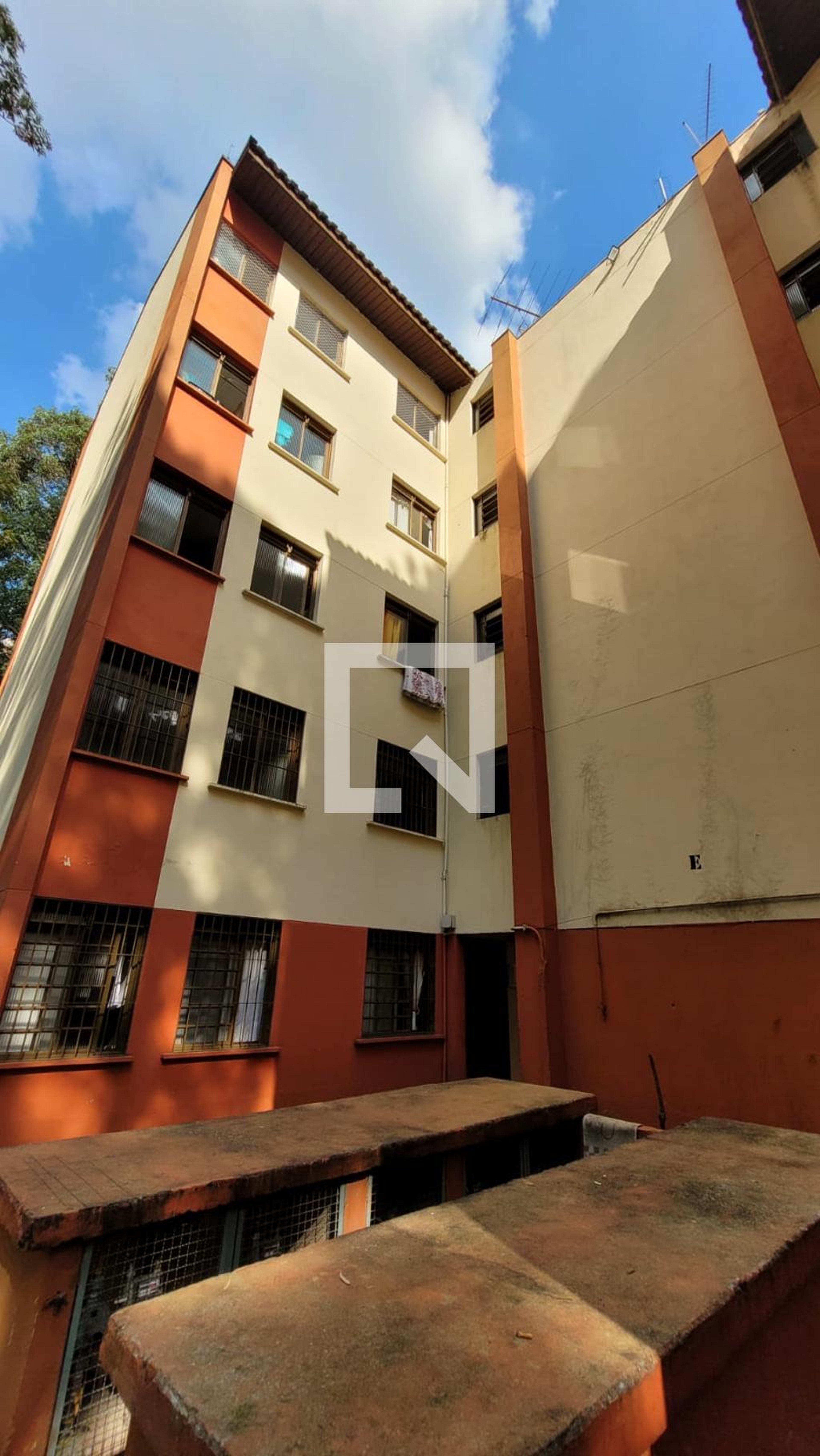 Fachada Condomínio Lírio dos Vales