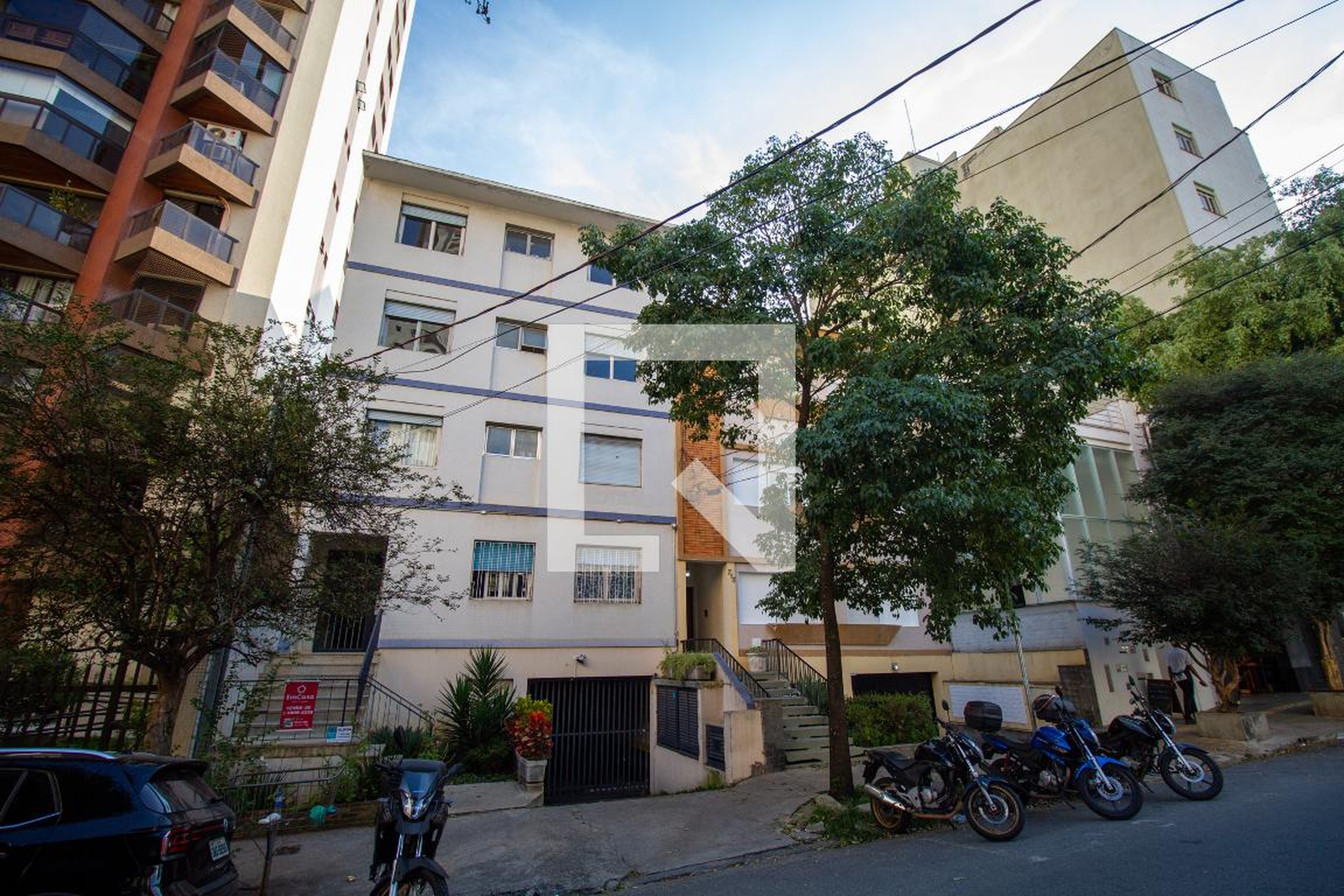 Fachada do Prédio Condomínio Cônego