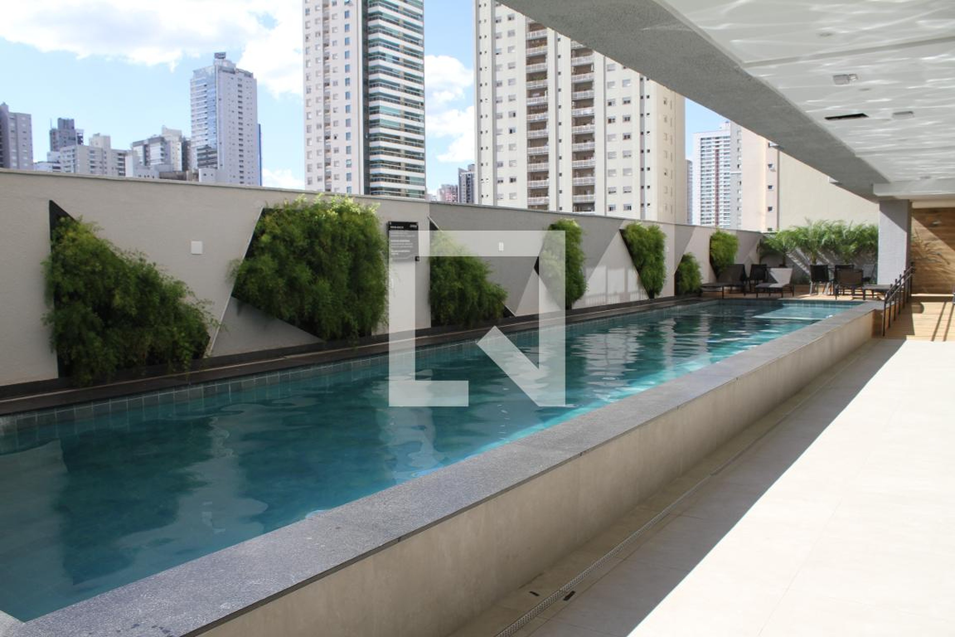 Piscina Condomínio Citizen Home Bueno