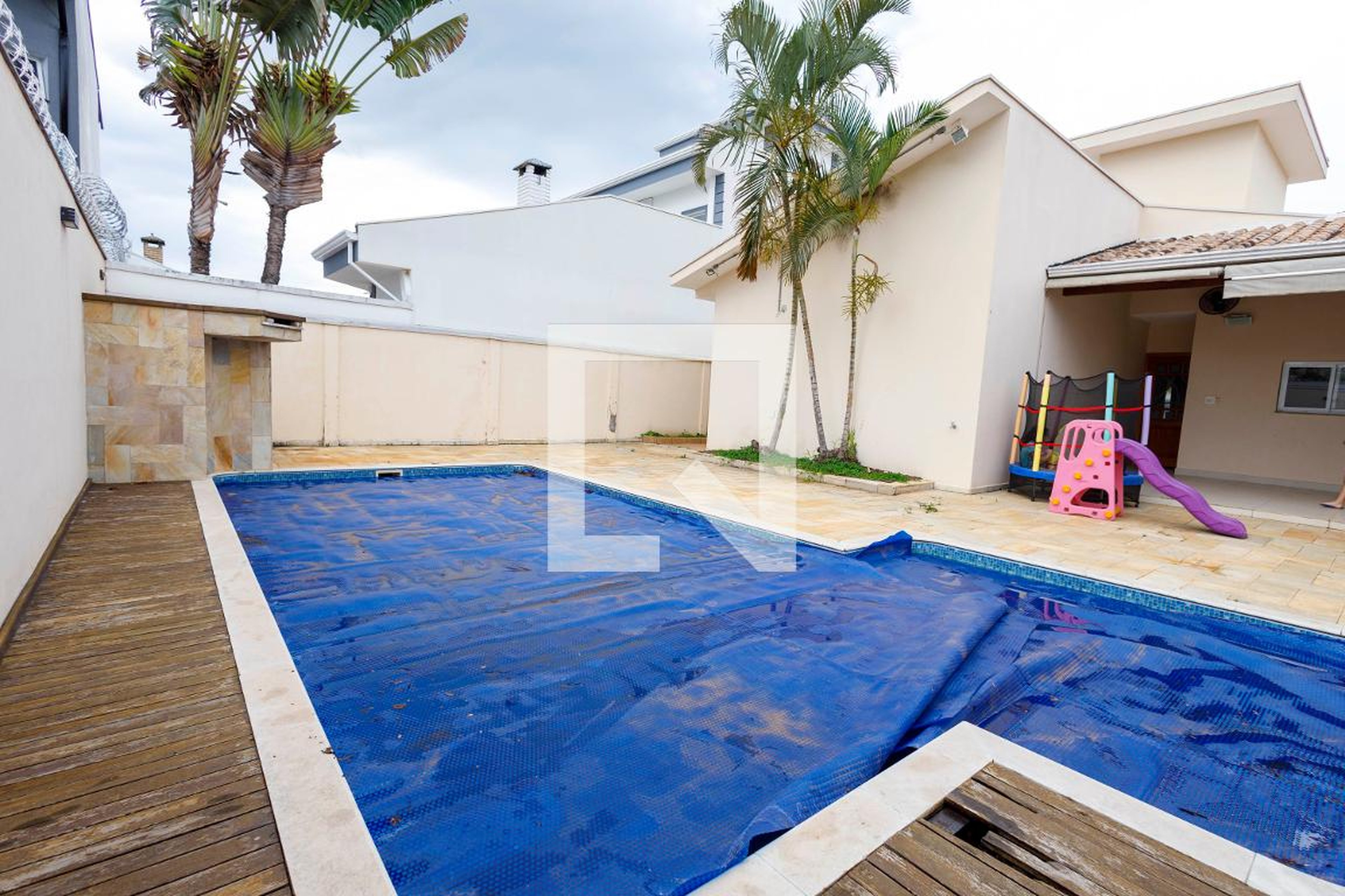 Piscina - Residencial Villa Suíça