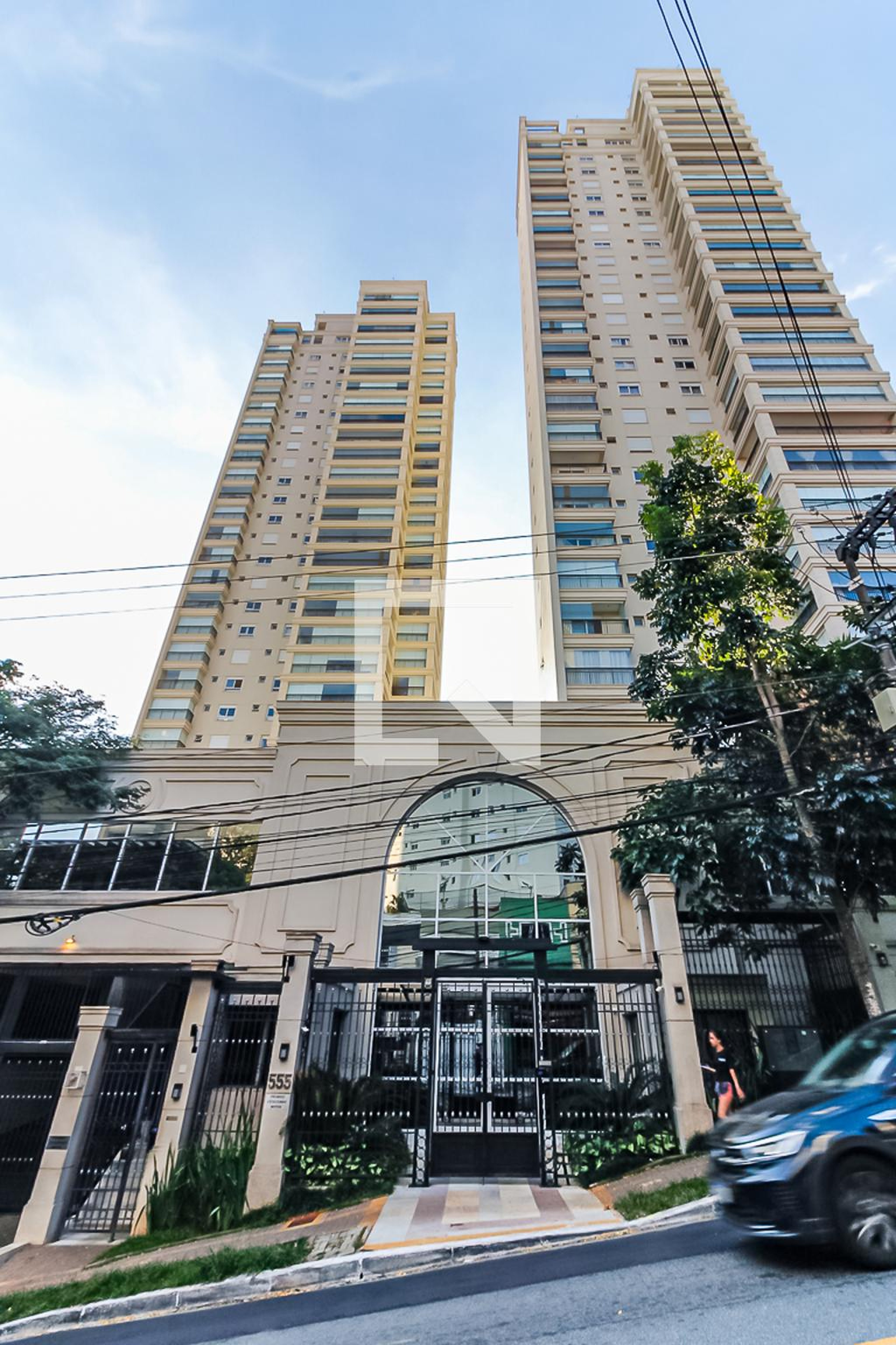 Fachada Condomínio Sophis Santana