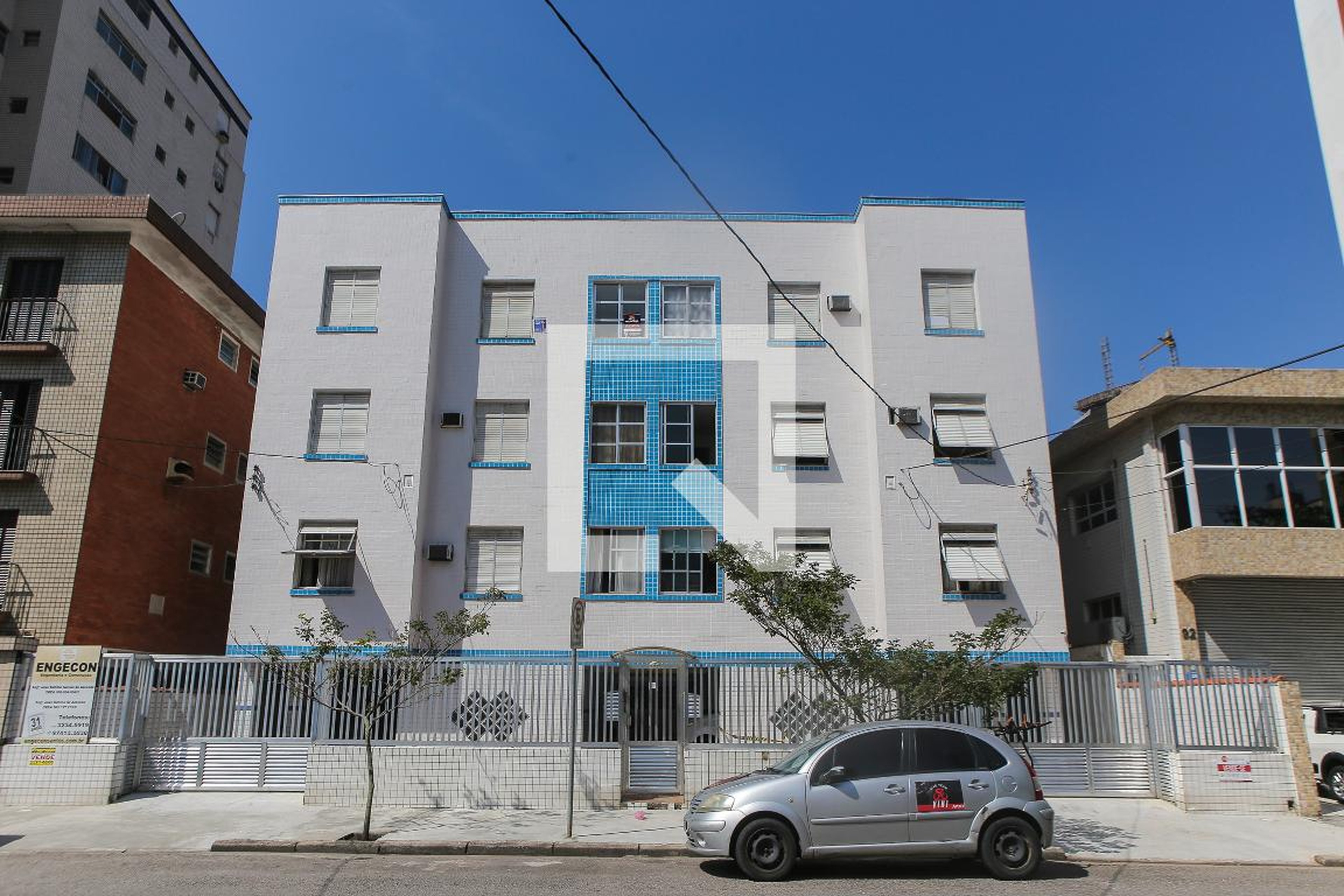 Fachada Condomínio em Avenida Dino Bueno, 98