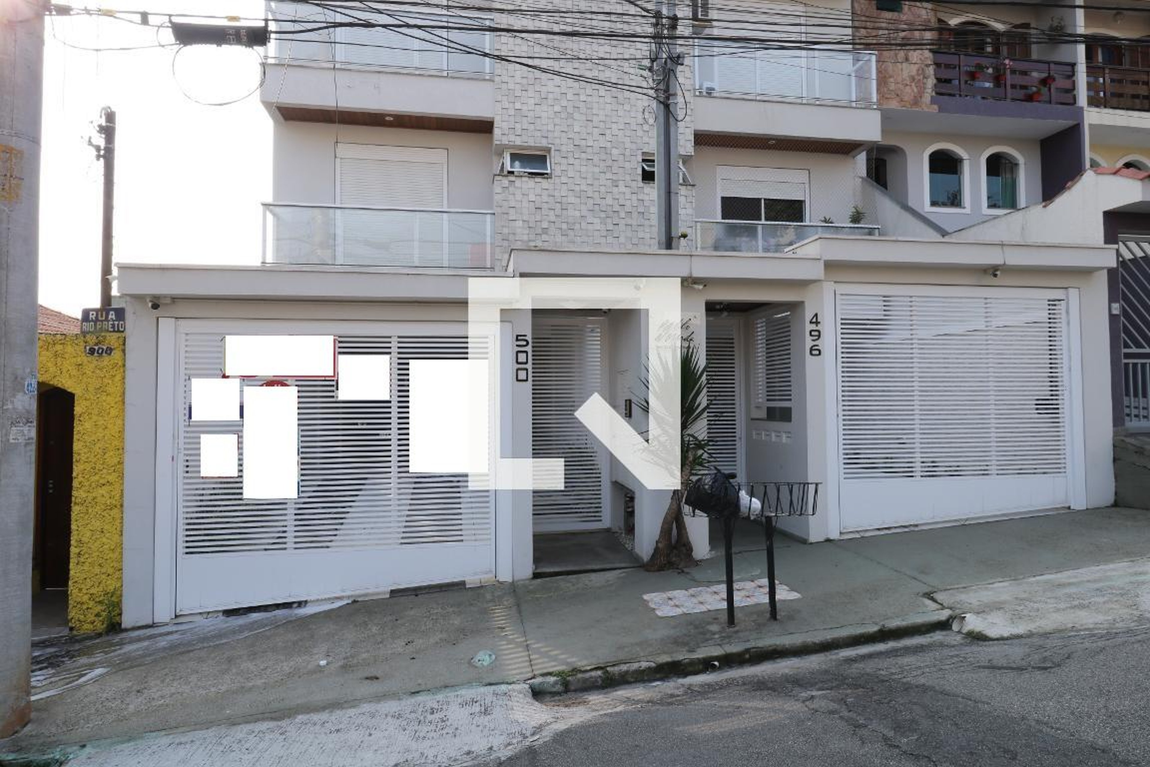 Fachada Residencial Pablo Meluda