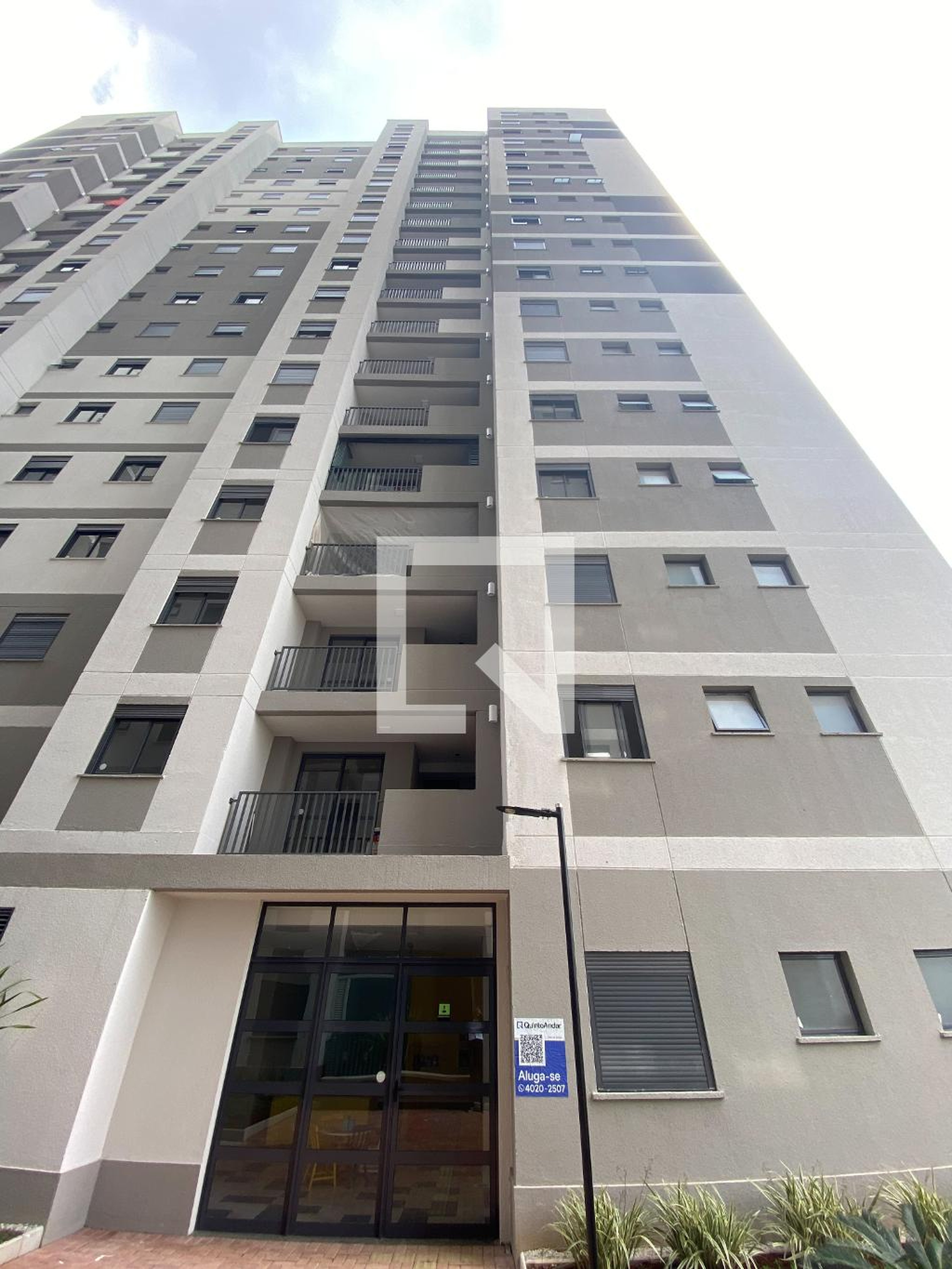 Fachada Condomínio em Rua Professor Luis Eulálio de Bueno Vidigal, 138