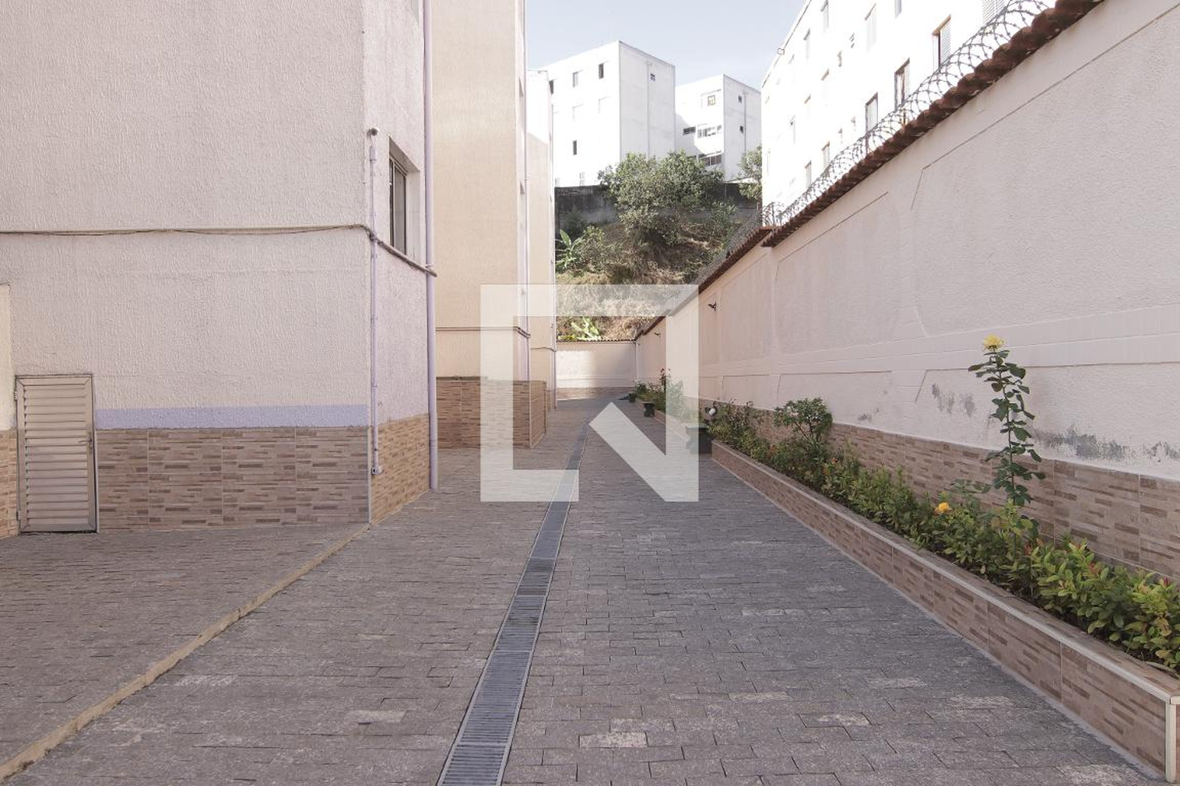 Área Externa - Roma III