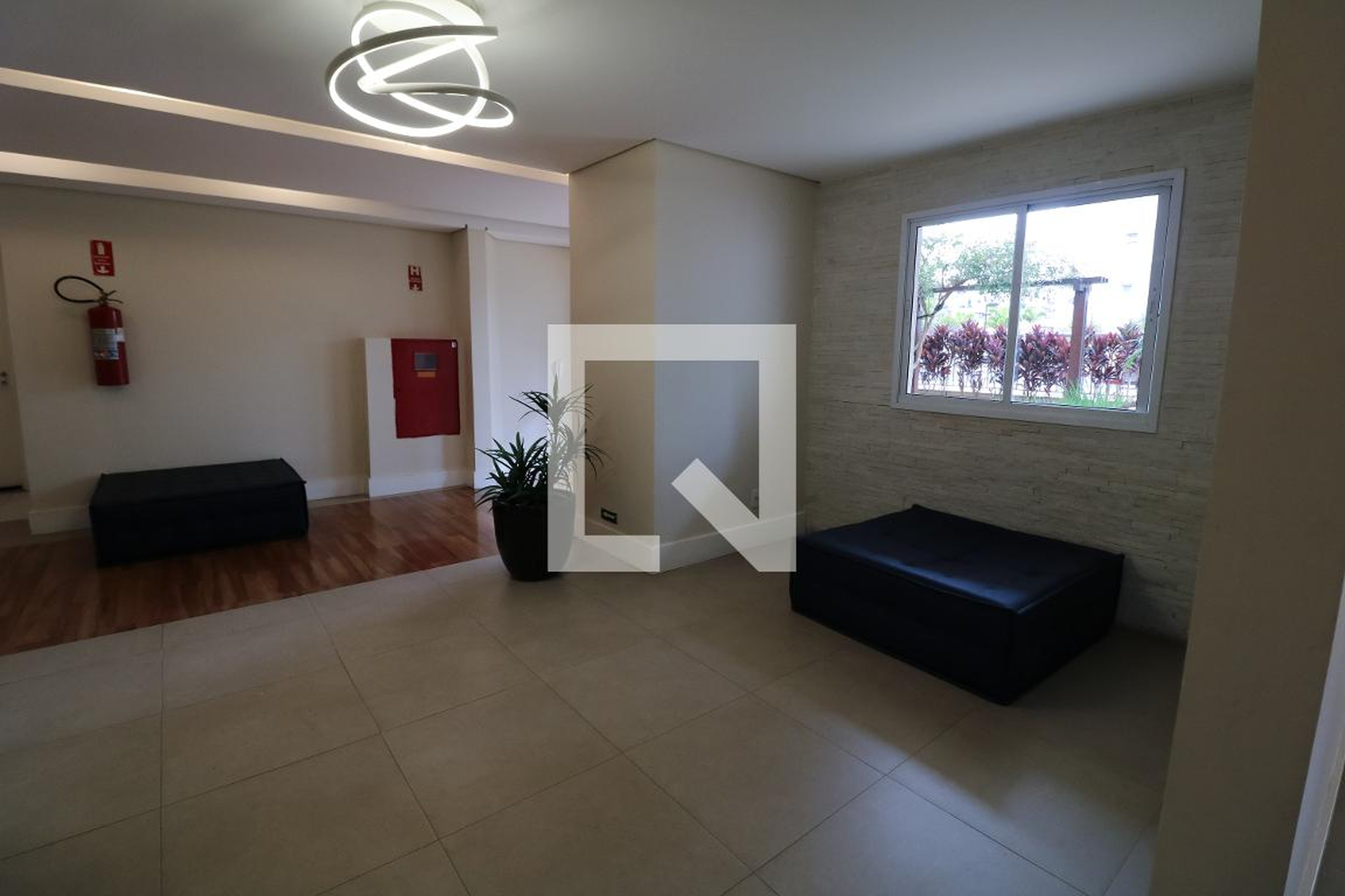 Hall de entrada - Parque das Flores