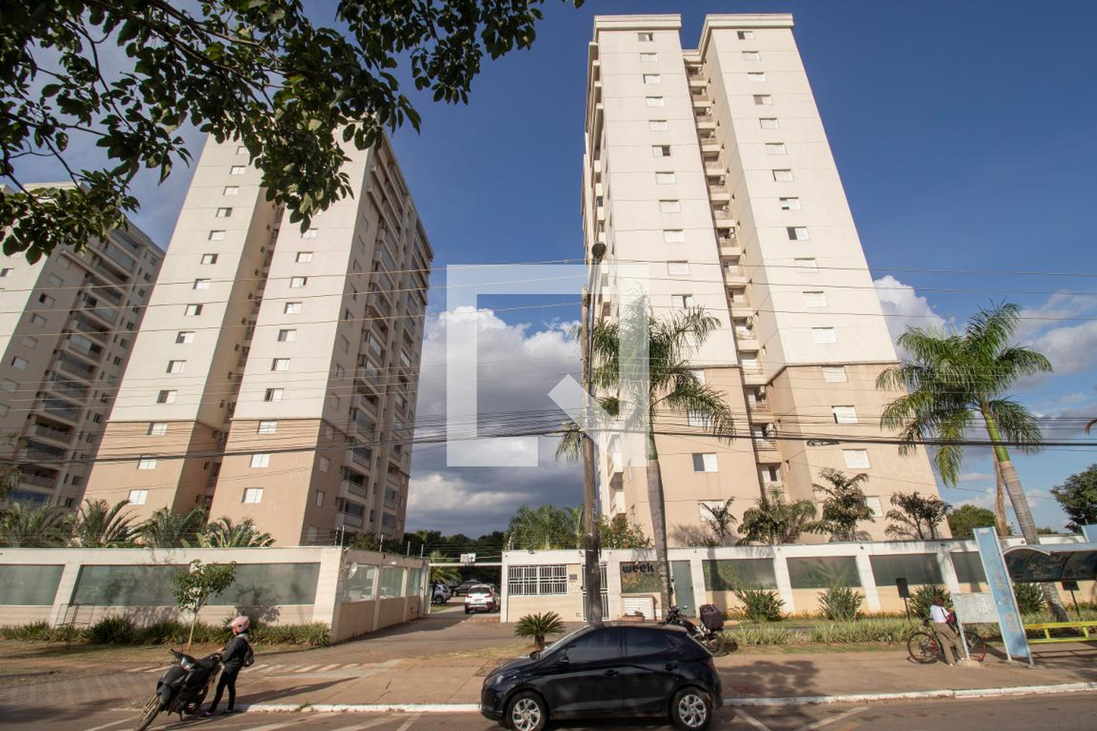 Fachada Residencial Week Family