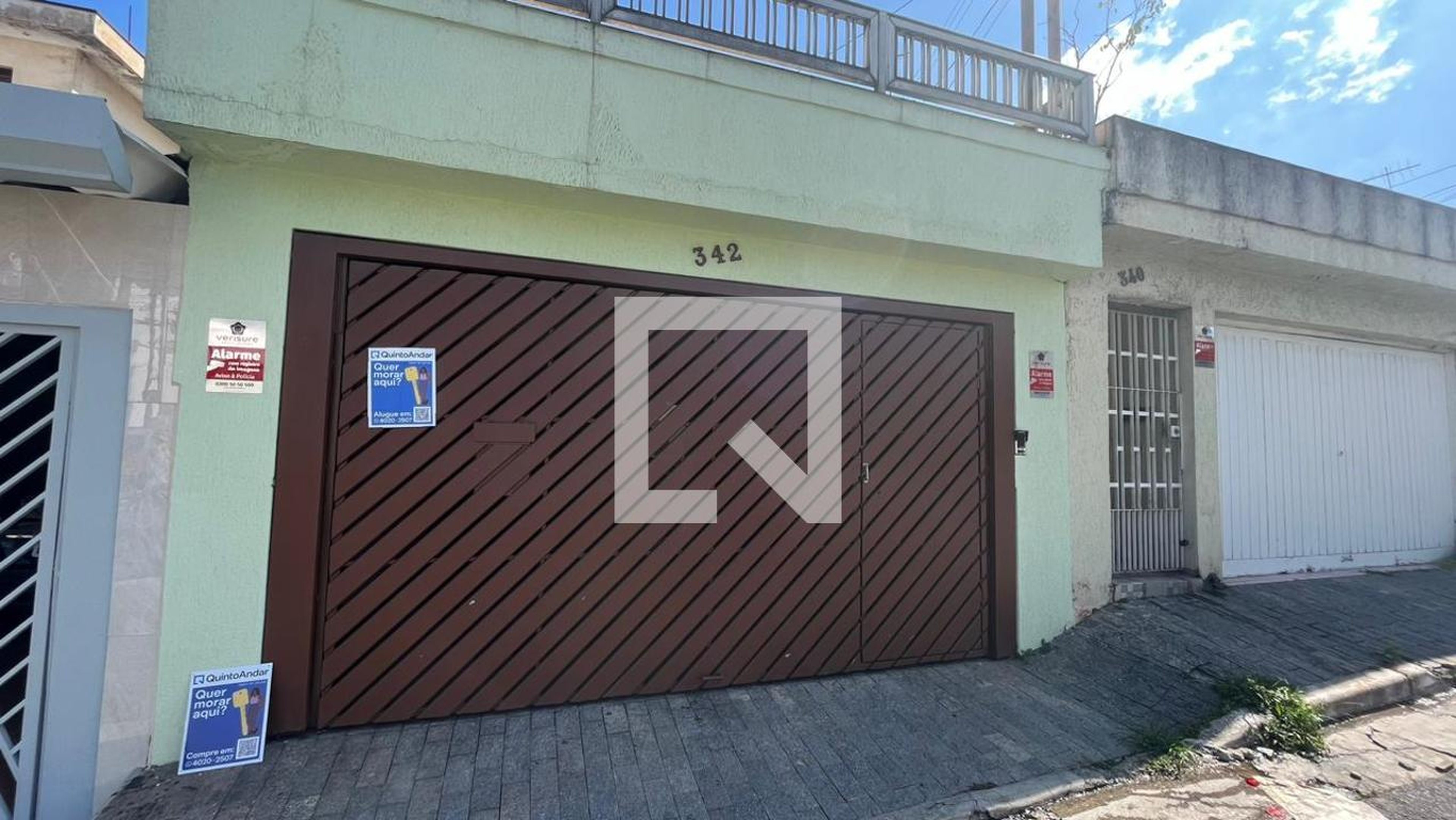 Fachada Condomínio em Rua Gertrudes, 342