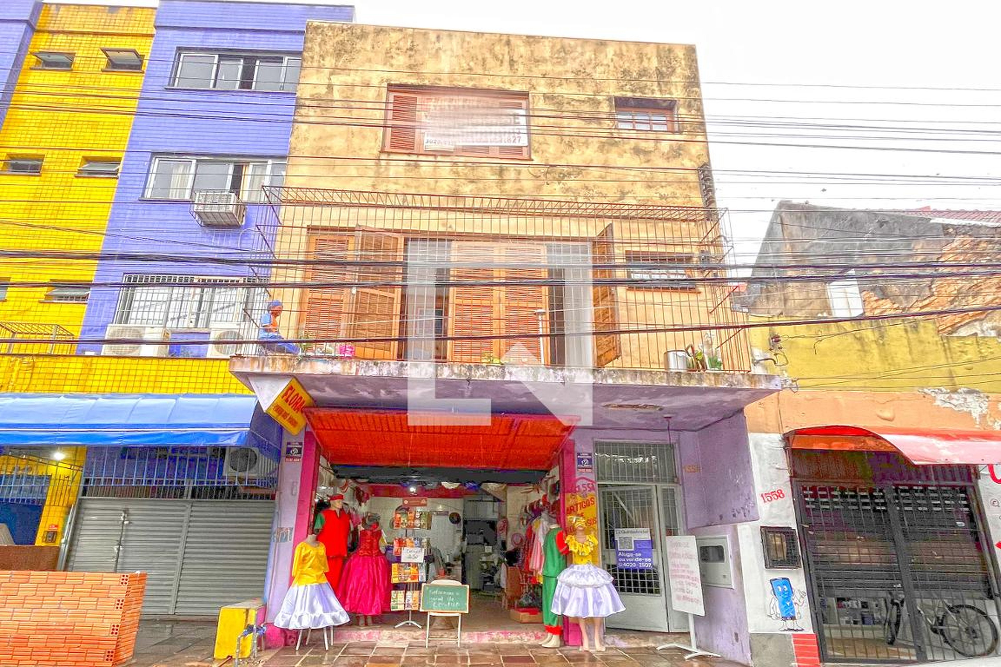 Fachada Condomínio em Rua Marcílio Dias, 1554