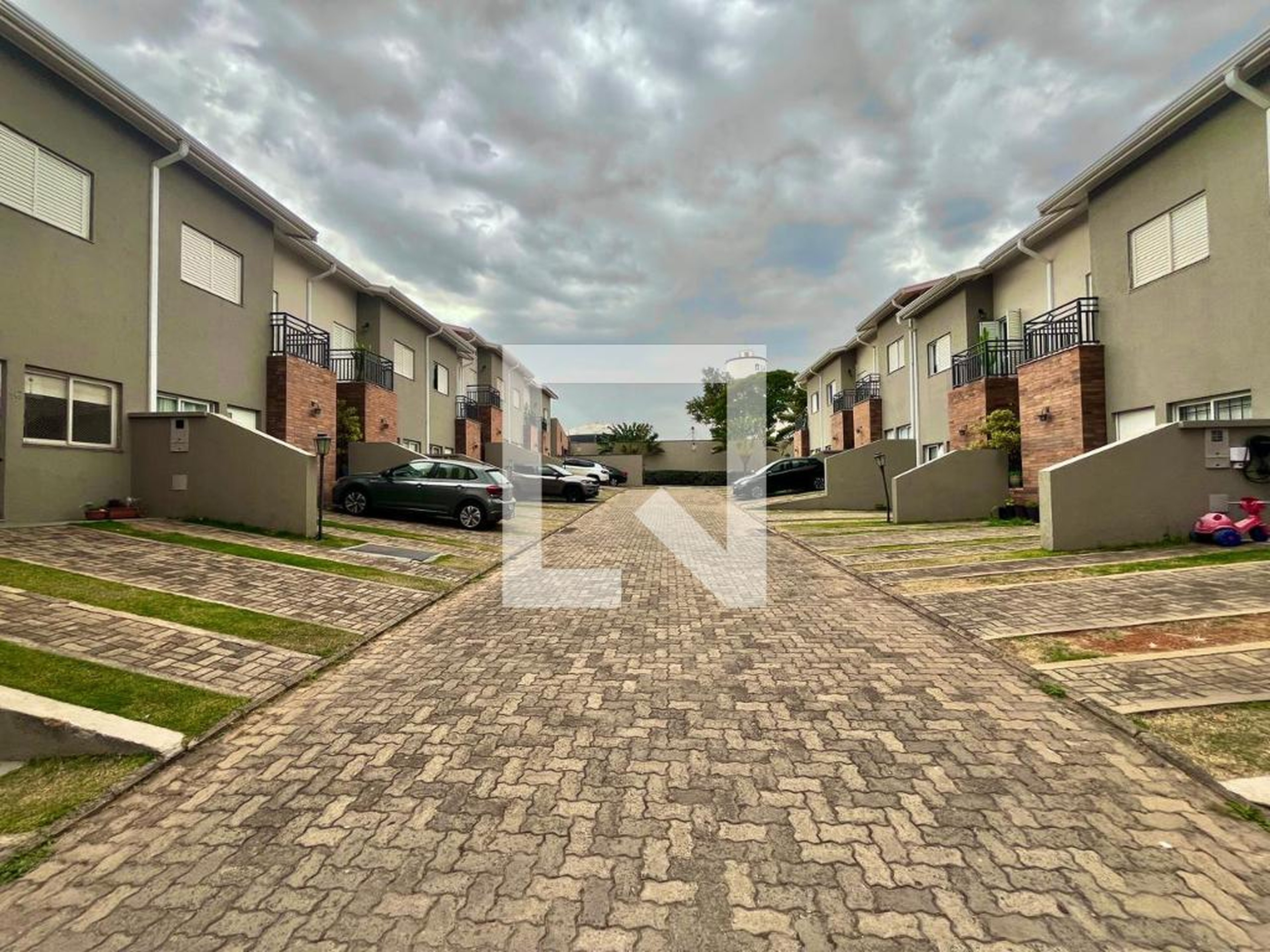 Condomínio - Conjunto Residencial Murano