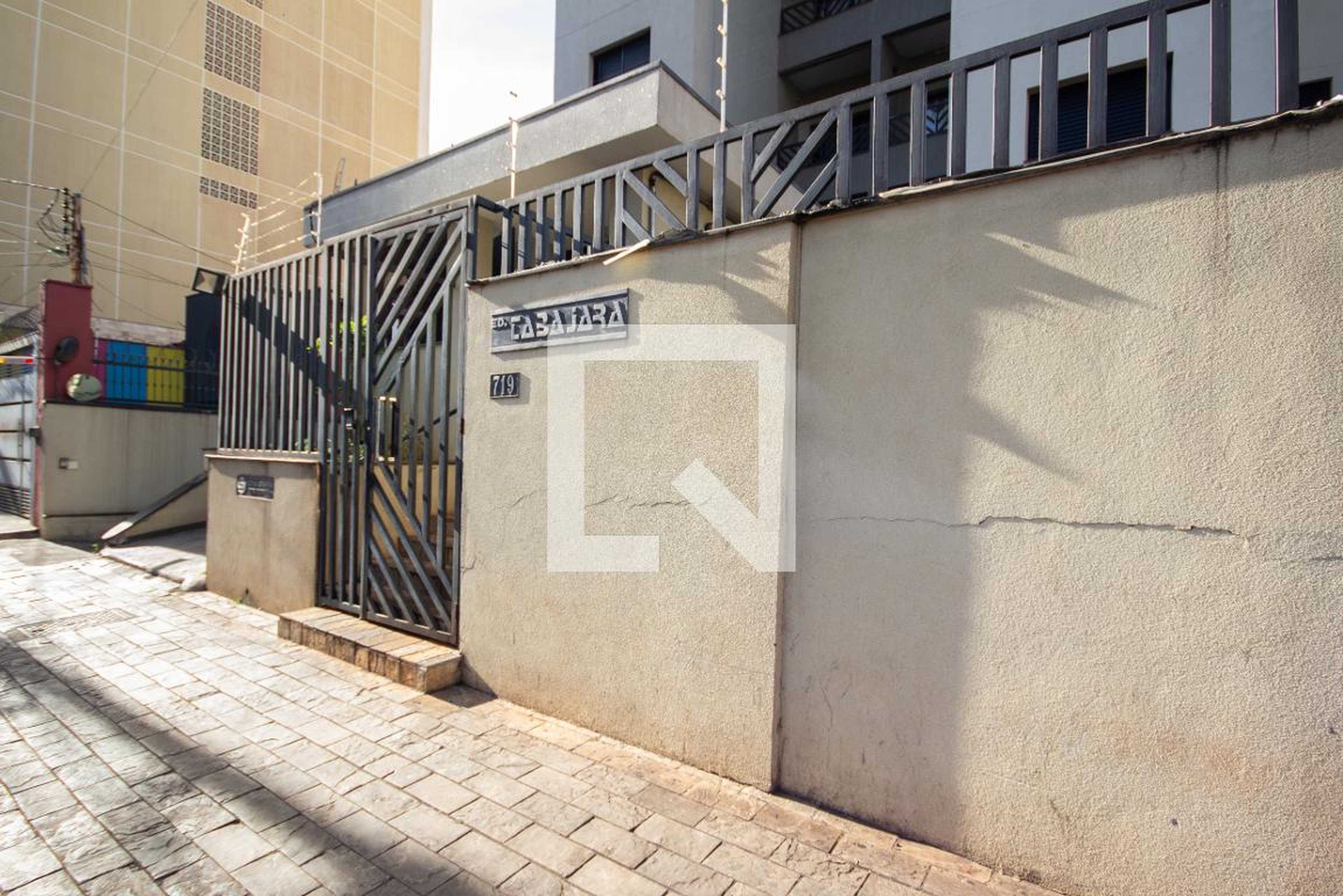 Fachada do condomínio Condomínio Tabajara