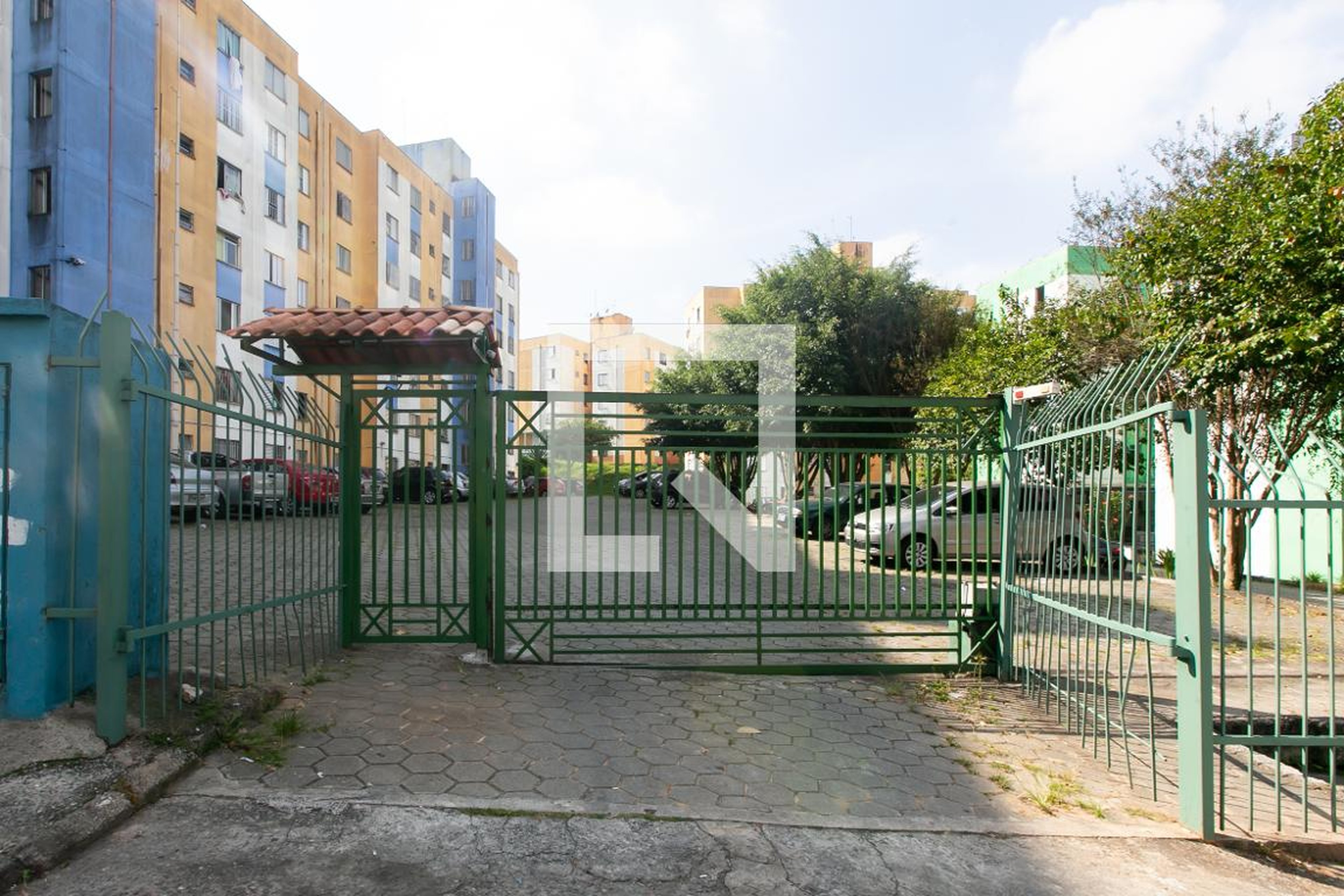 Fachada do Condomínio Condomínio Alameda das Pedras