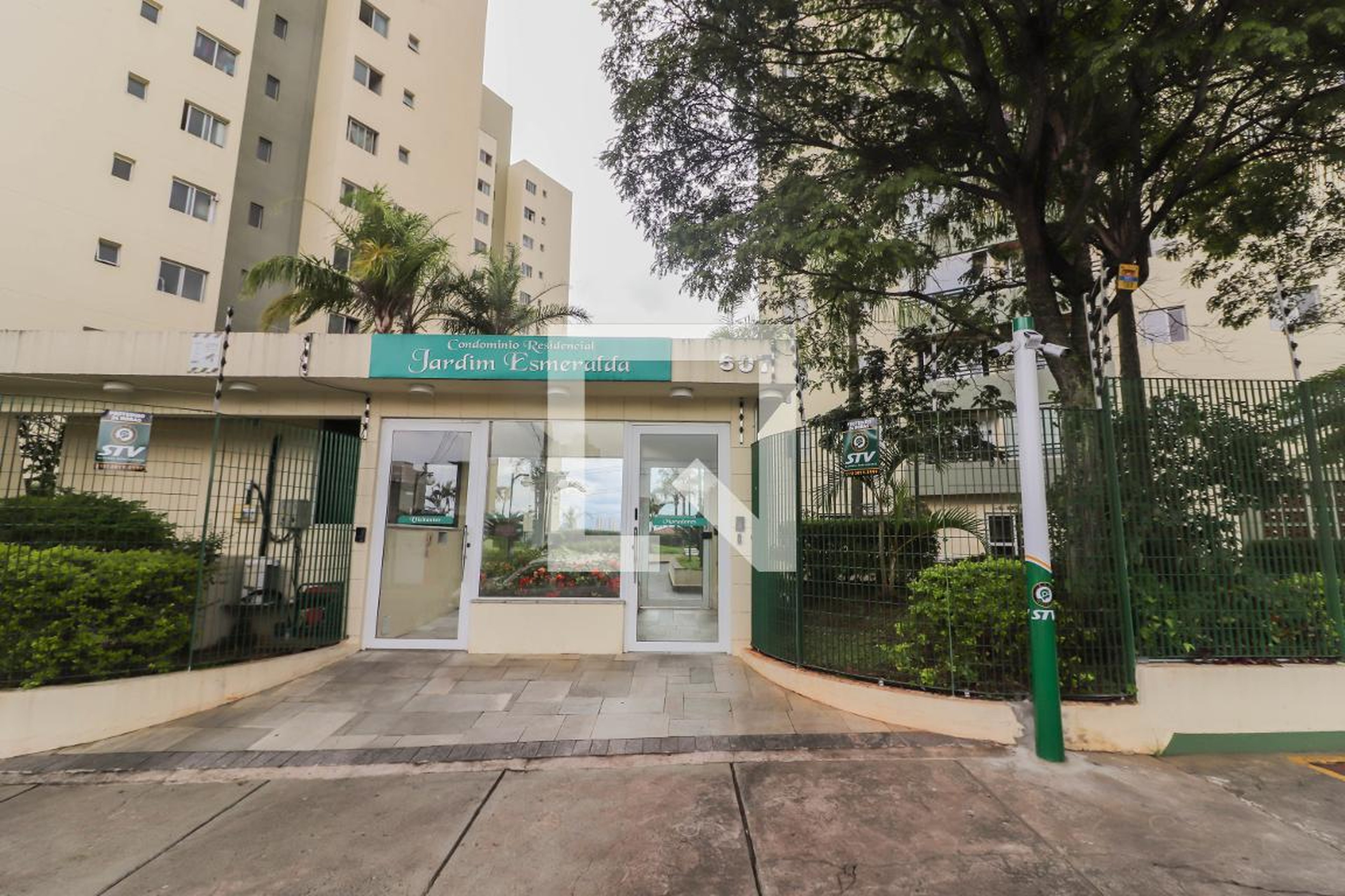 Fachada do Condomínio Residencial Jardim Esmeralda