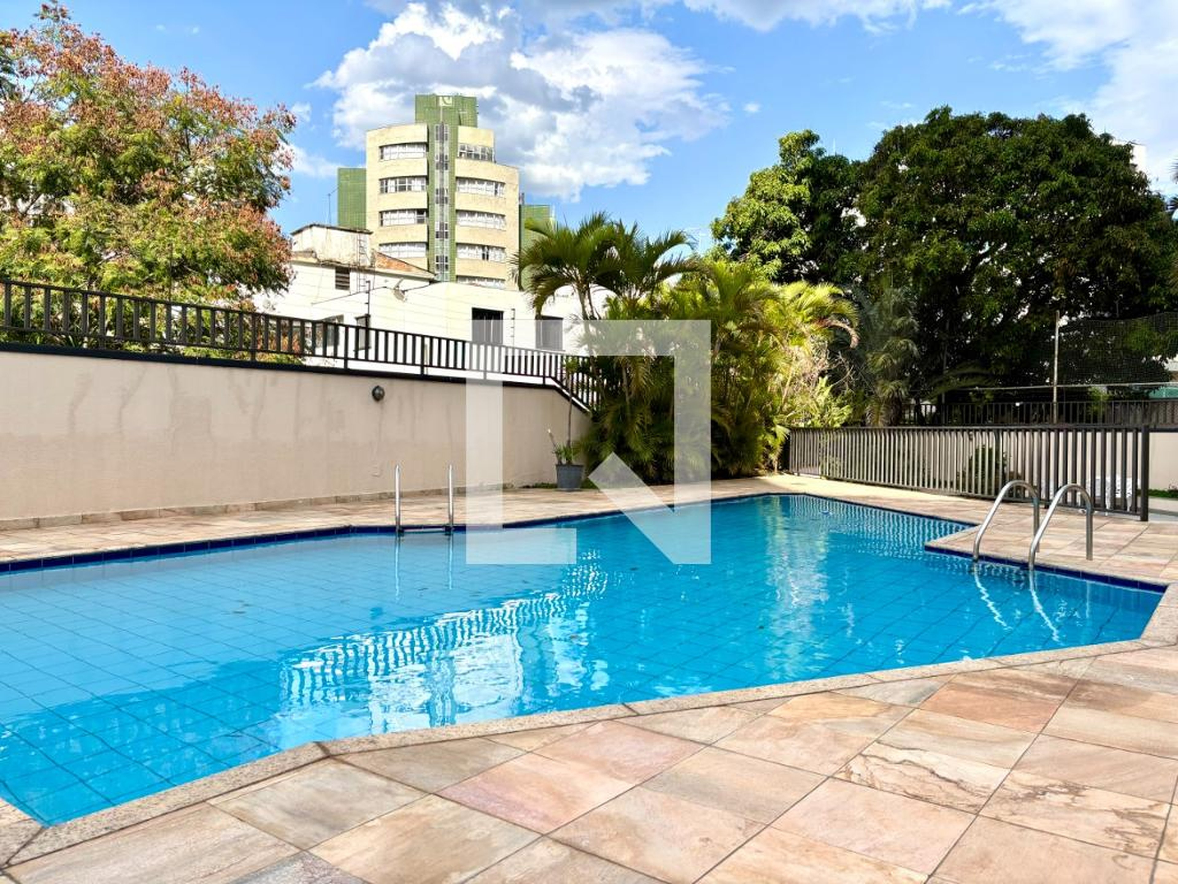 Piscina - Edifício Palm Beach