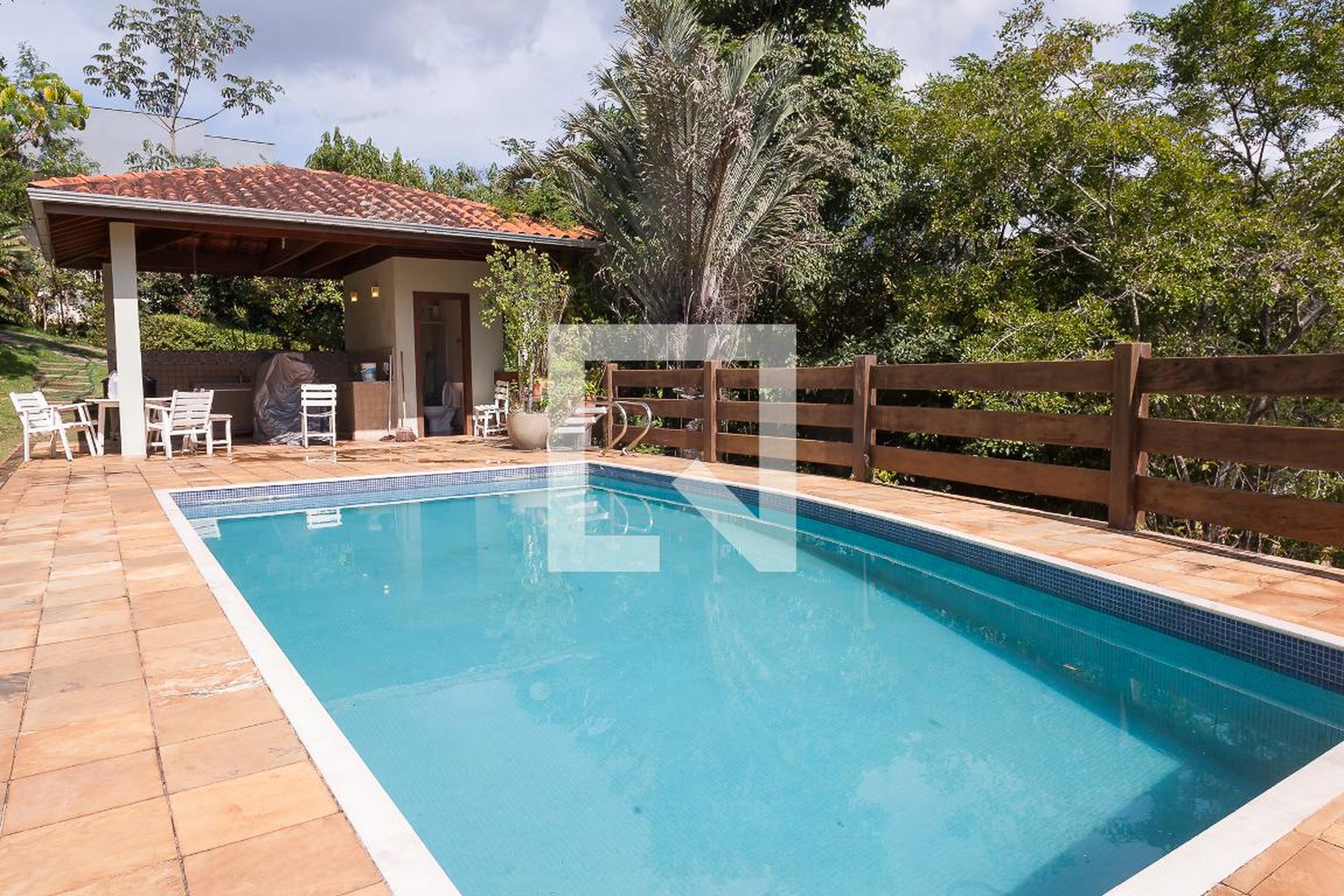 piscina Condomínio Vila do Ouro