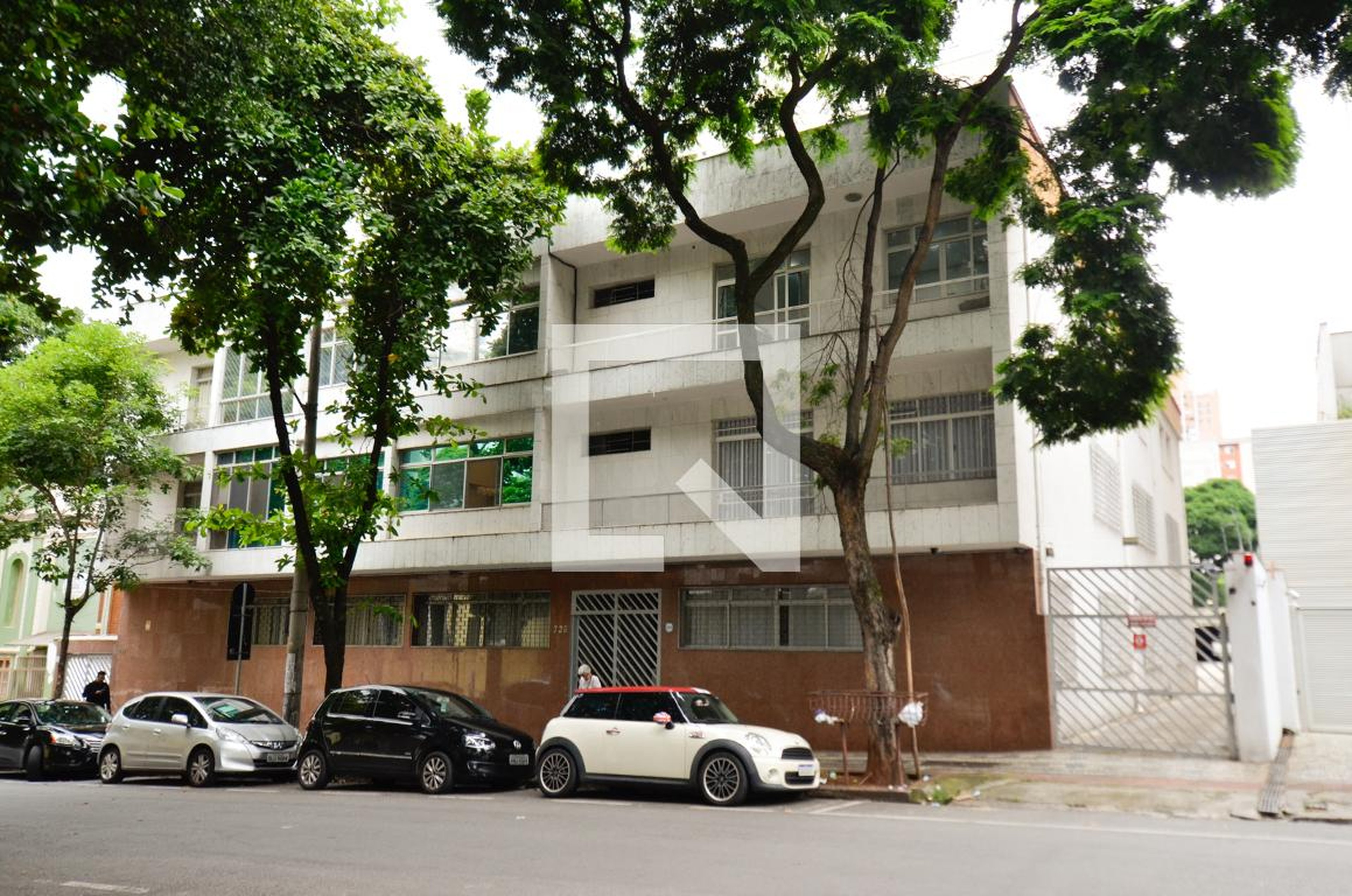 Fachada do predio Condomínio em Rua Pernambuco, 739