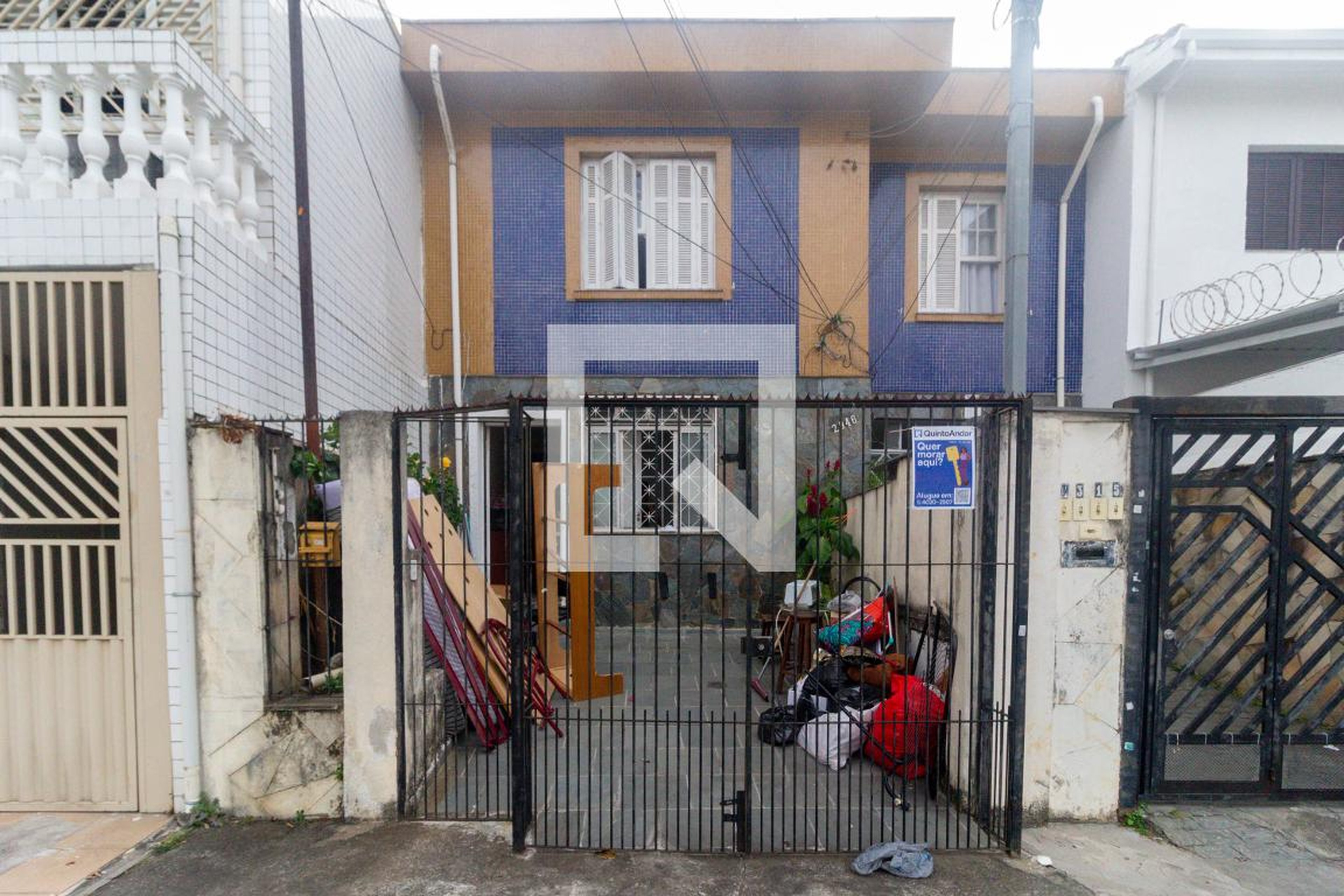 Fachada Condomínio em Rua Cipriano Barata, 2946