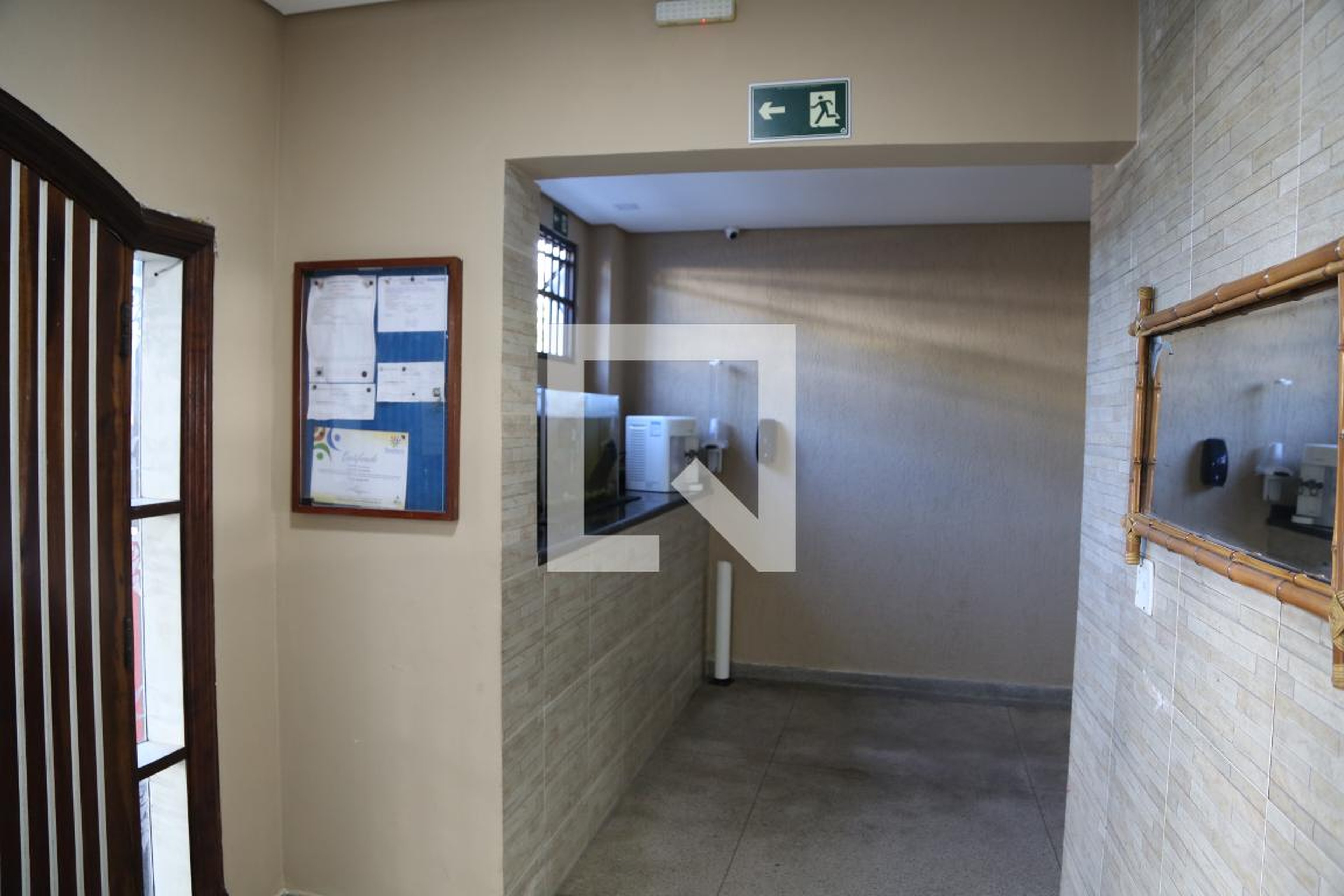 Hall de entrada - Edifício Residencial Dantas