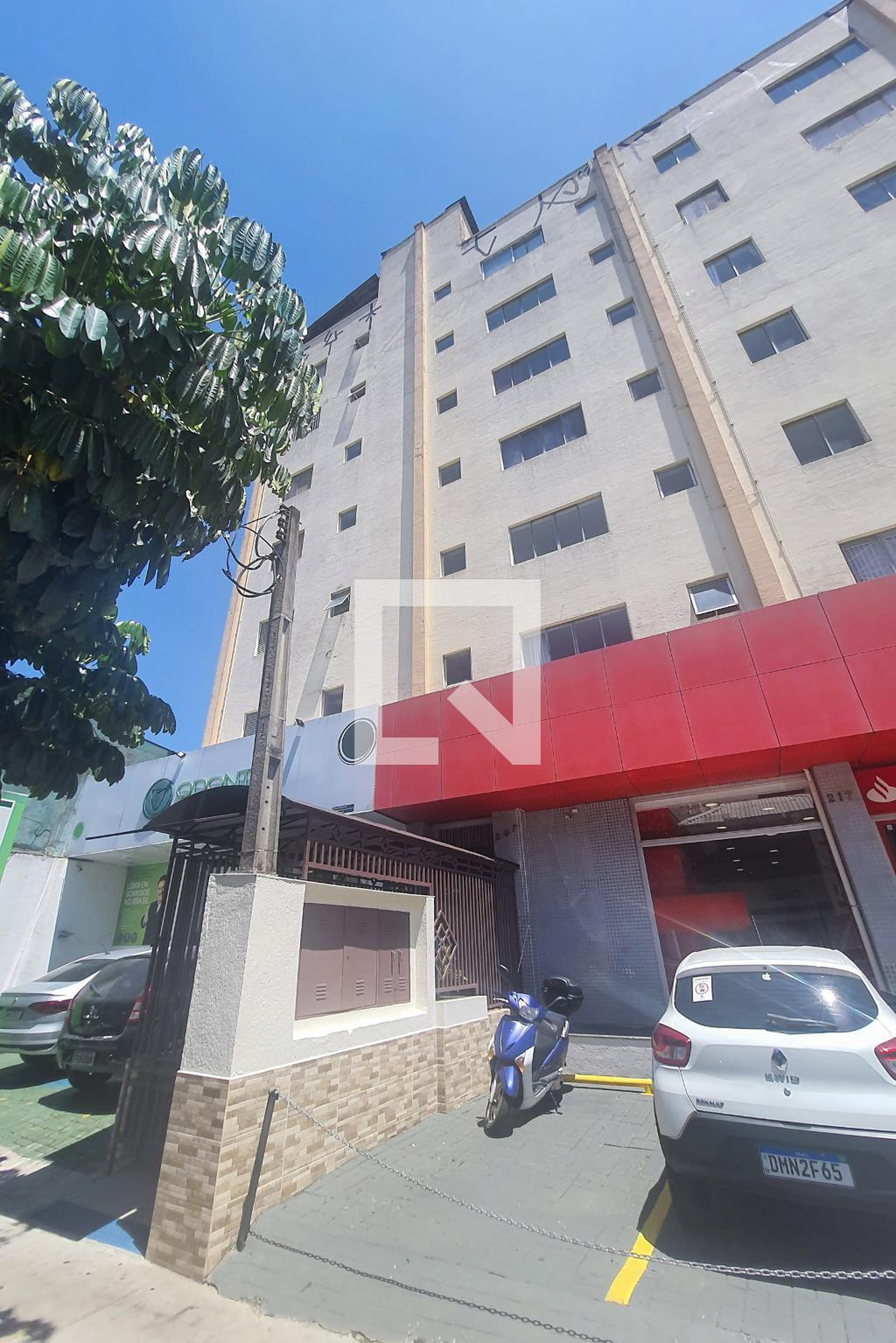 Fachada Condomínio Parada Pinto