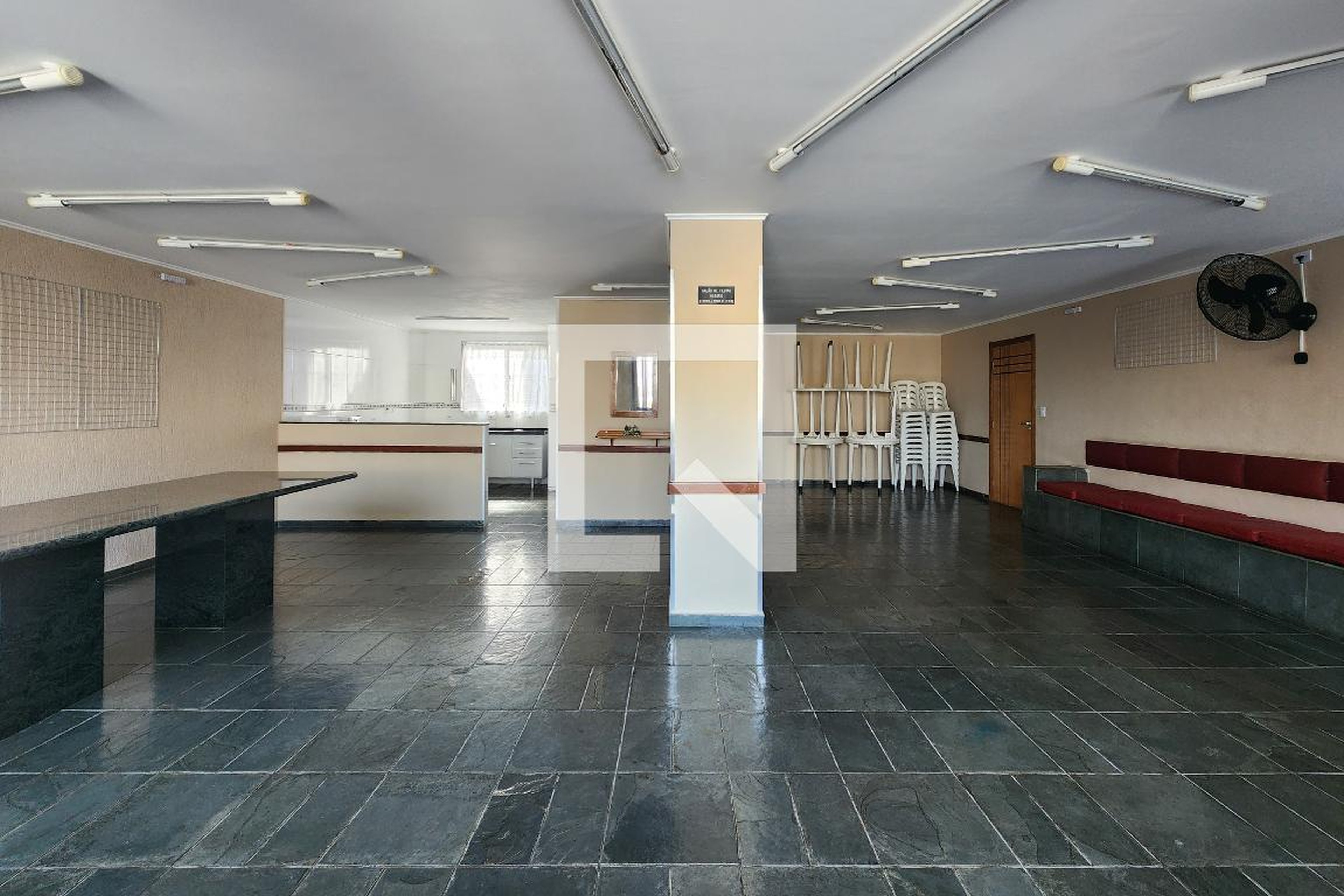 Salão de Festas - Latina