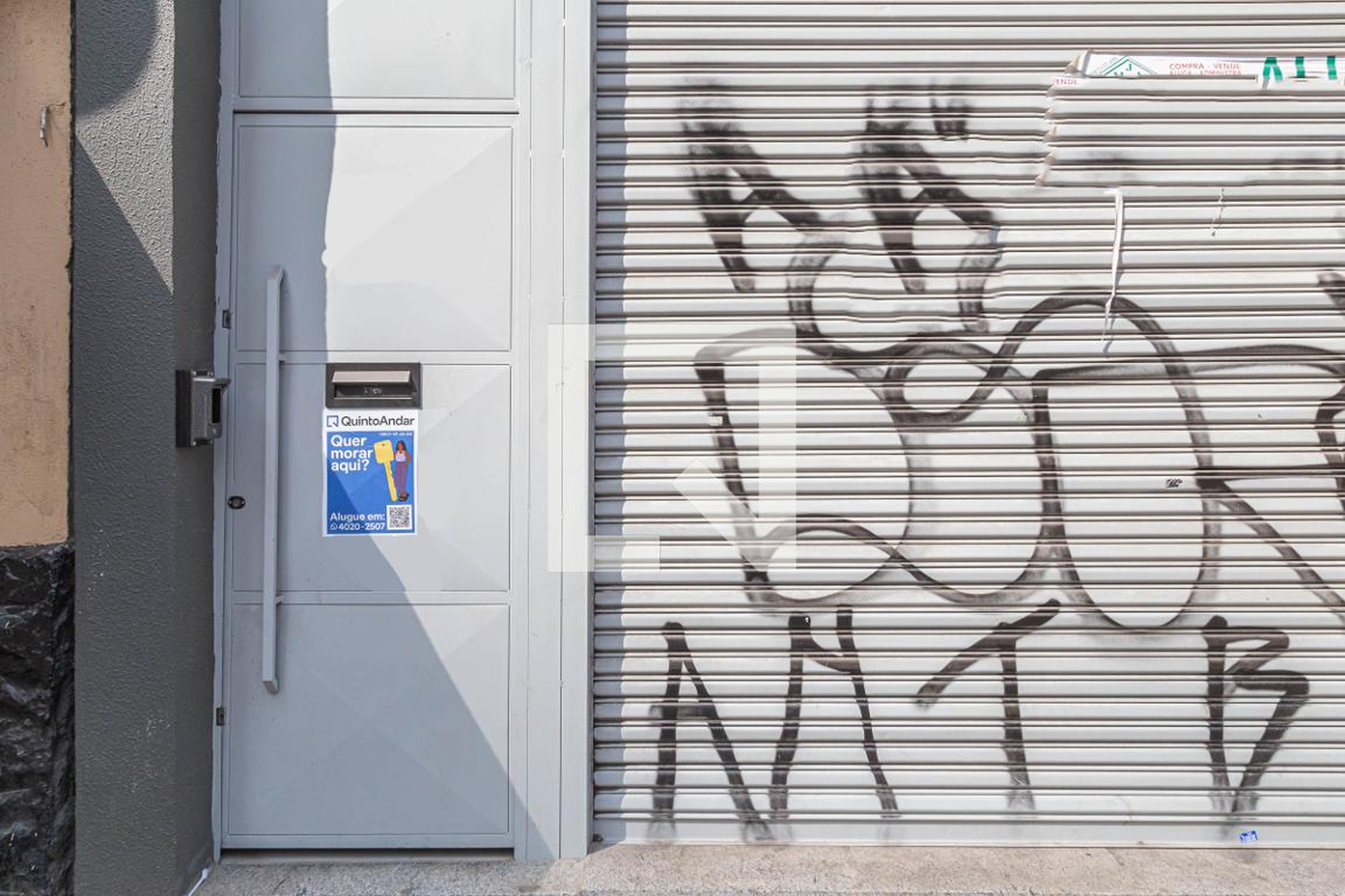 Fachada do Prédio Condomínio em Rua da Consolação, 1349