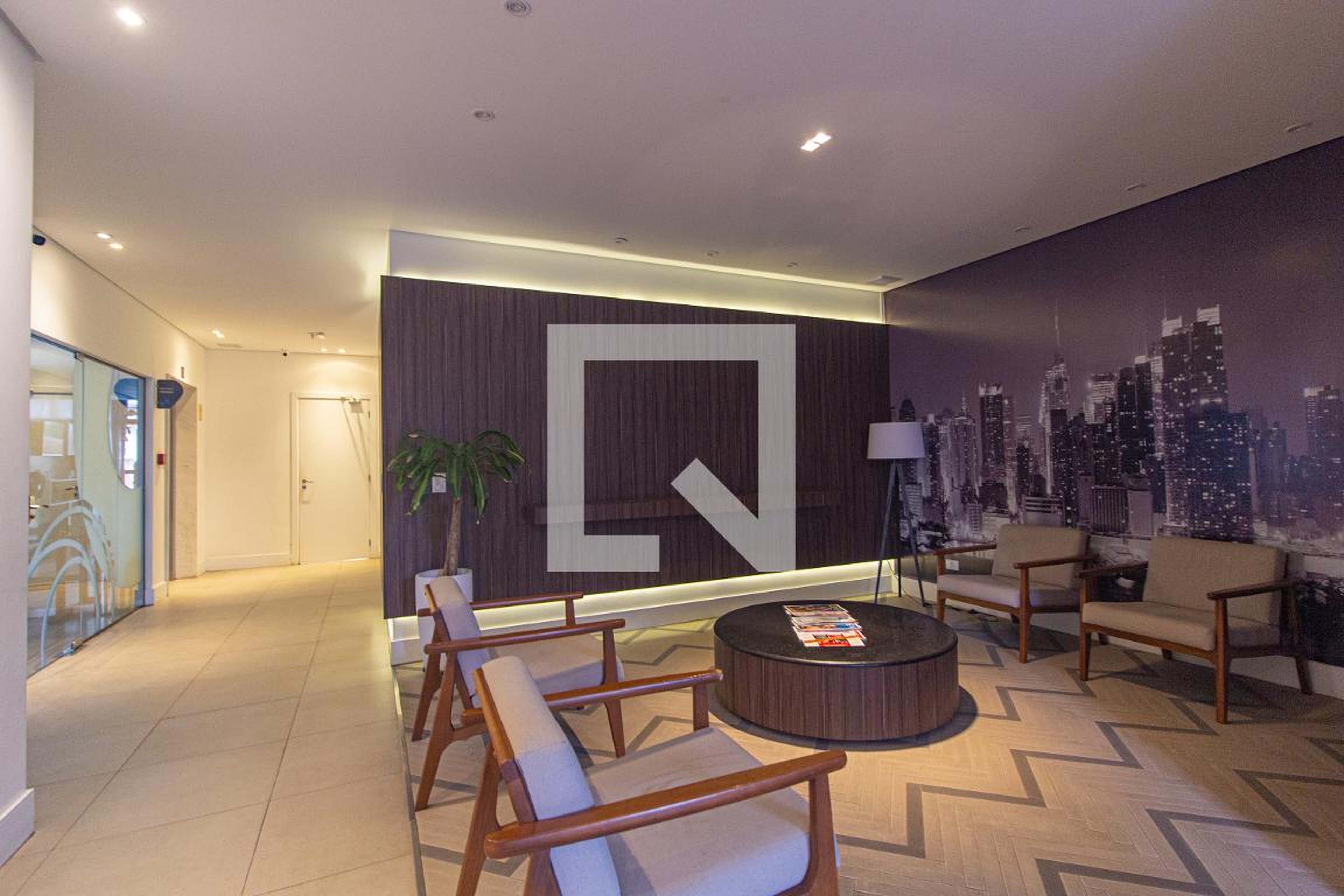 Hall social - Easy Life