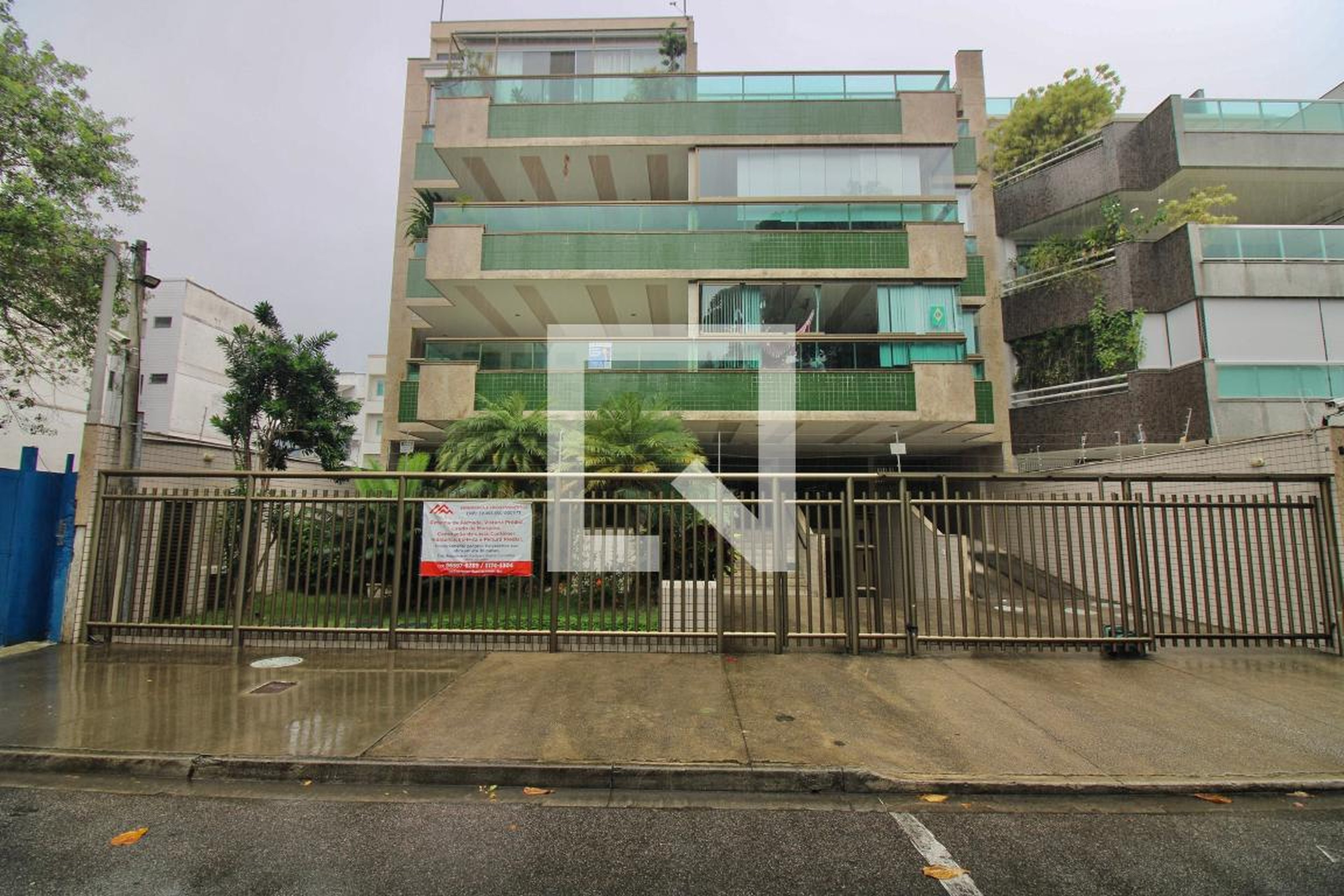 Fachada Condomínio Regina