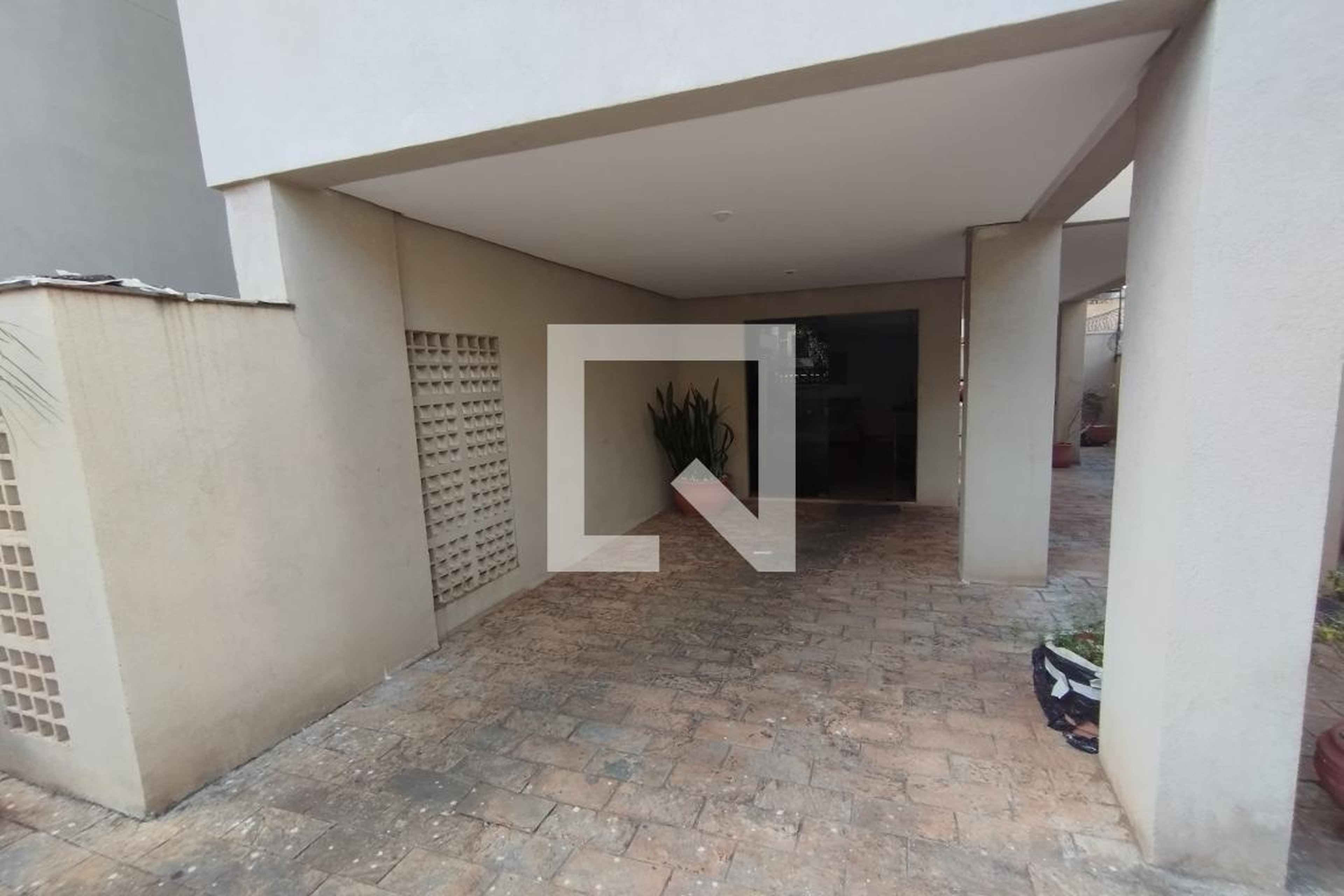 Entrada do Prédio - Tabajara