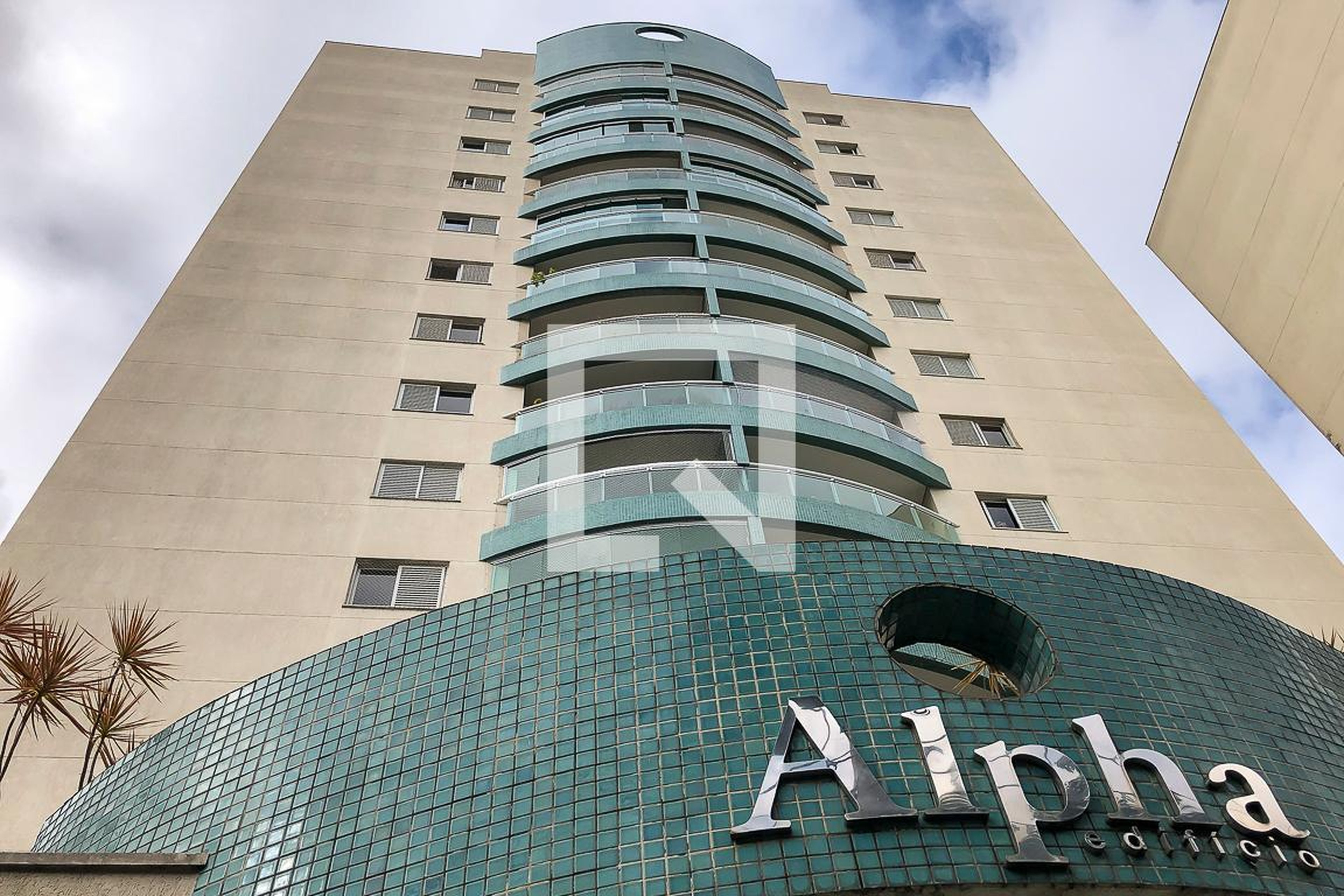 Fachada do Prédio Condomínio Alpha
