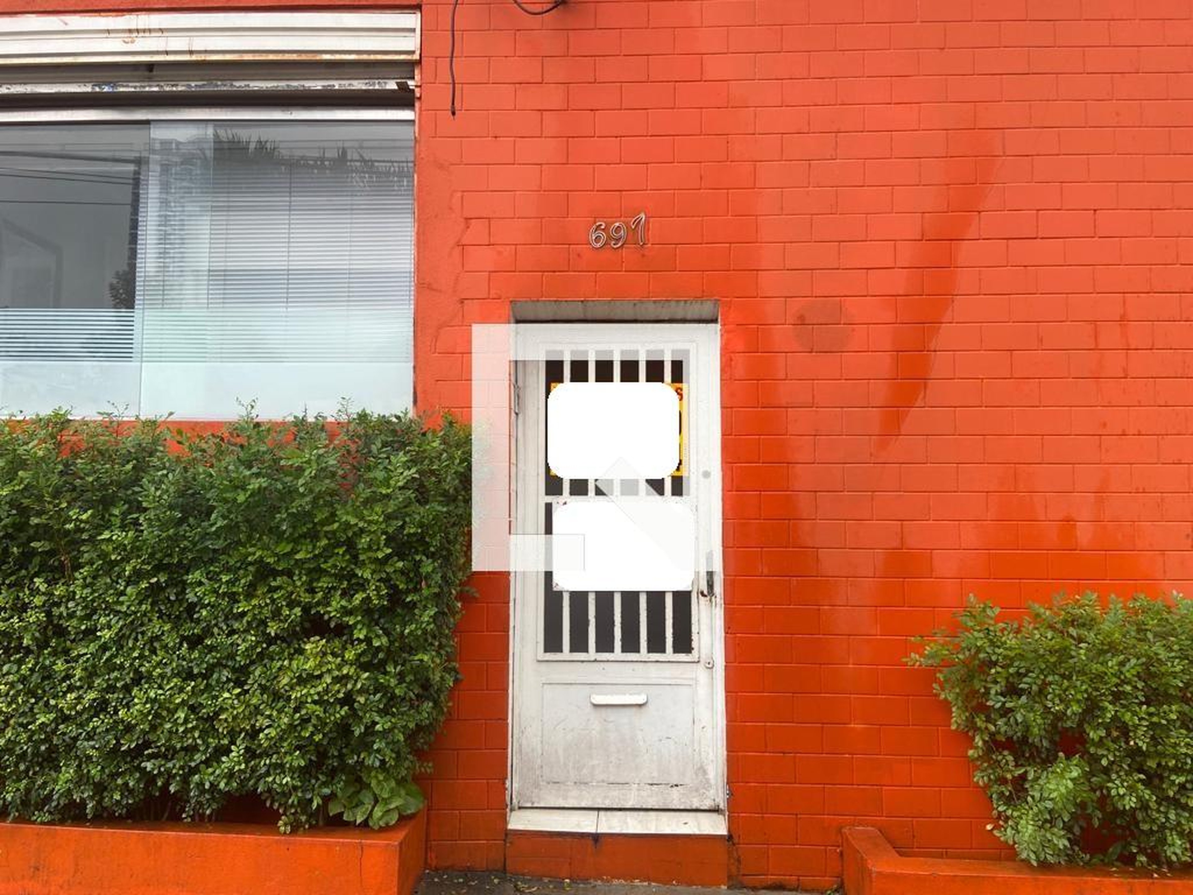 Fachada Condomínio em Rua Dois de Julho, 697