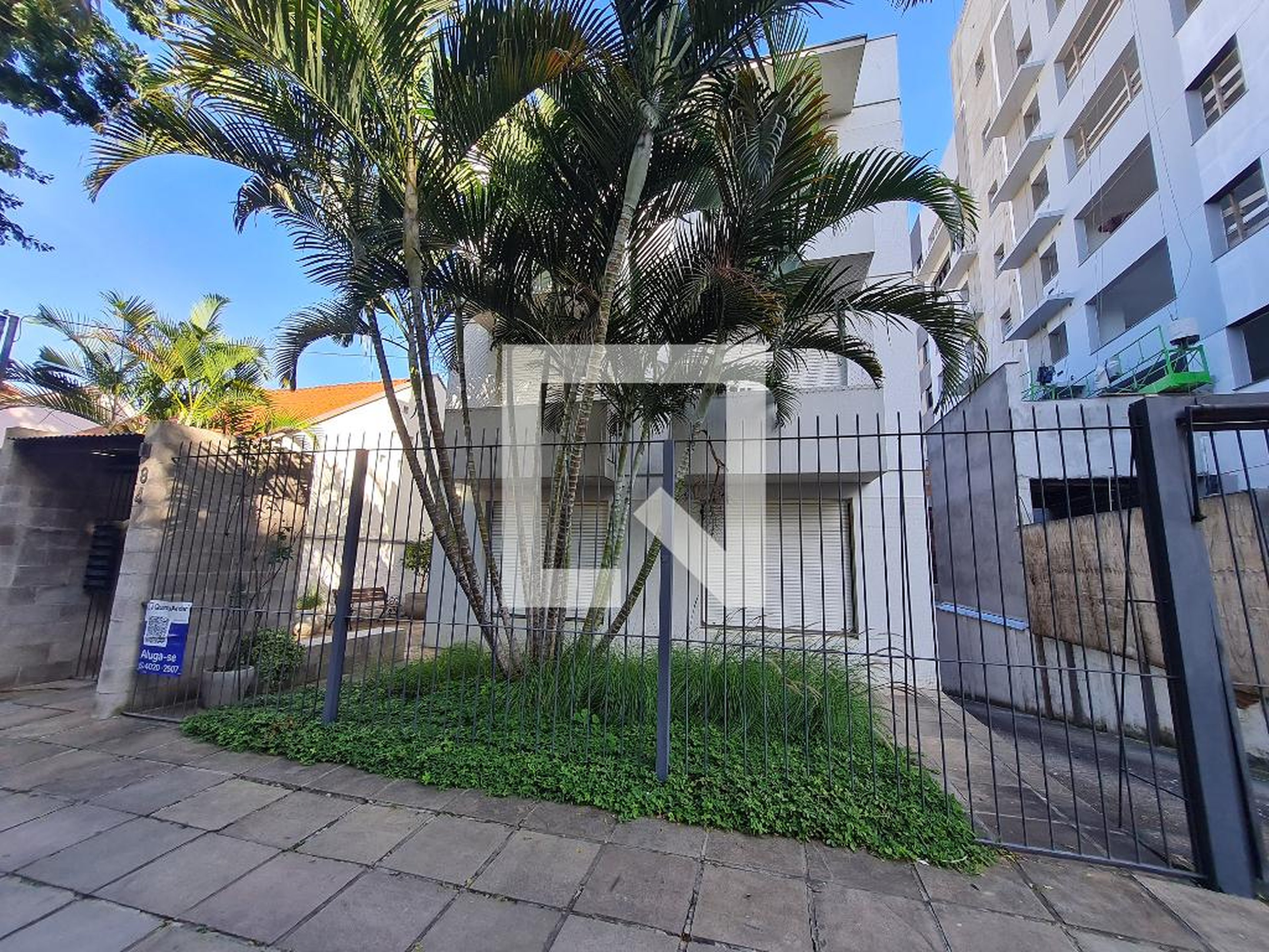 Fachada do Condomínio Edifício Leme