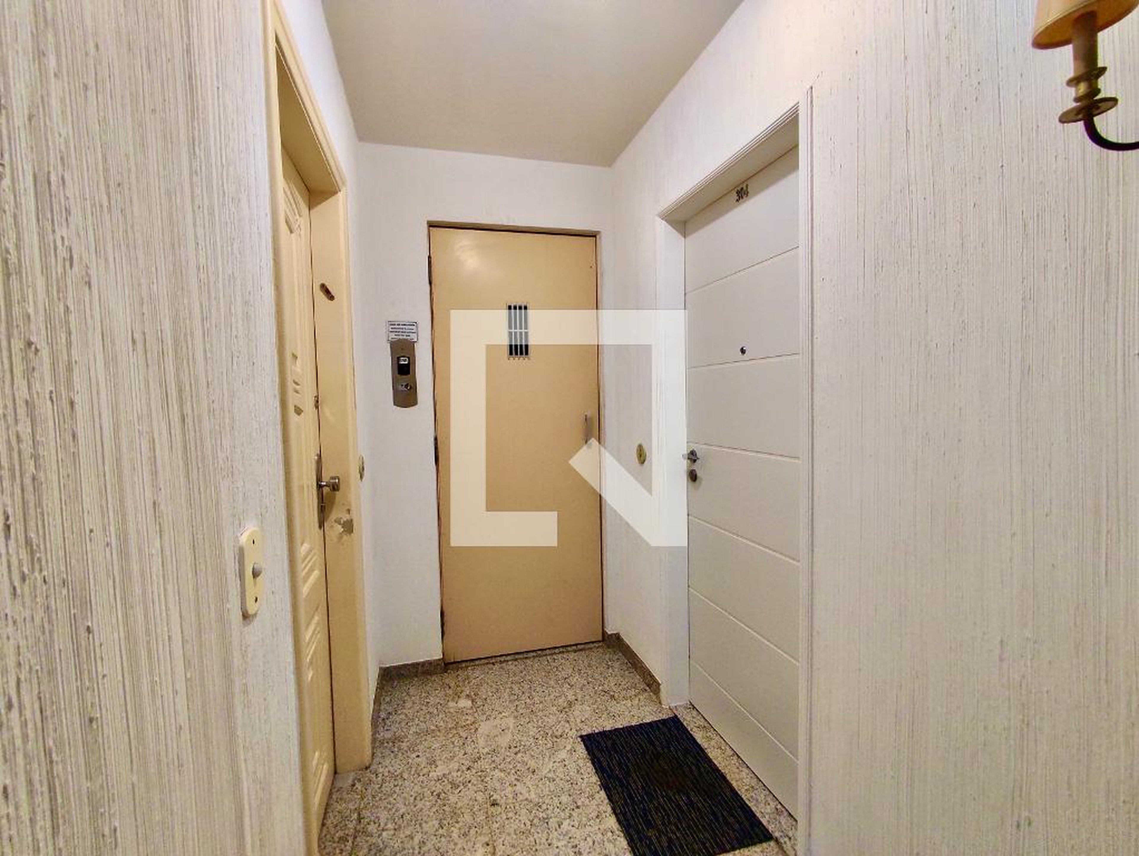 Hall Edifício Pena Violeta