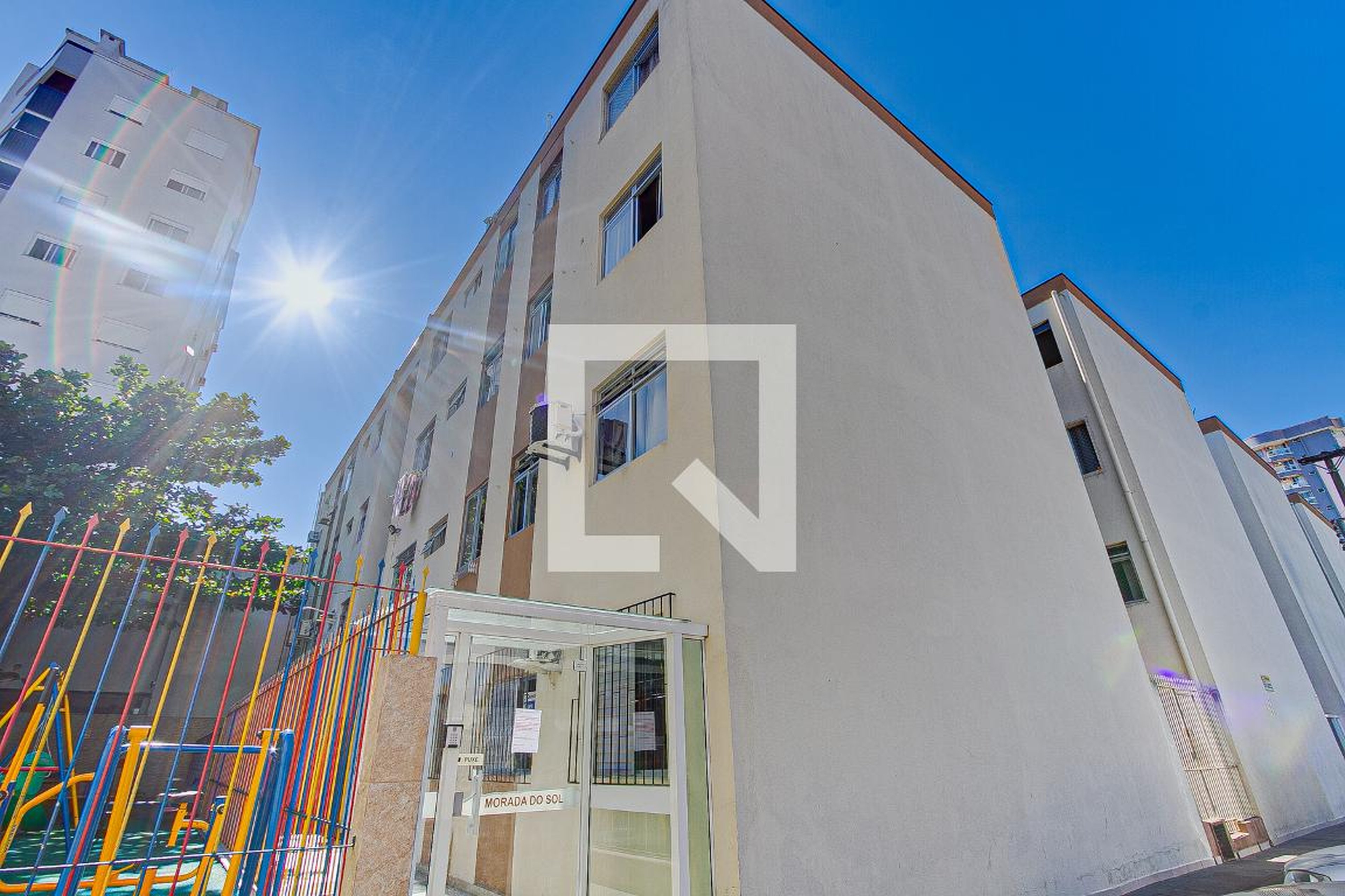 Fachada Condomínio em Avenida Irineu Bornhausen 811, 102