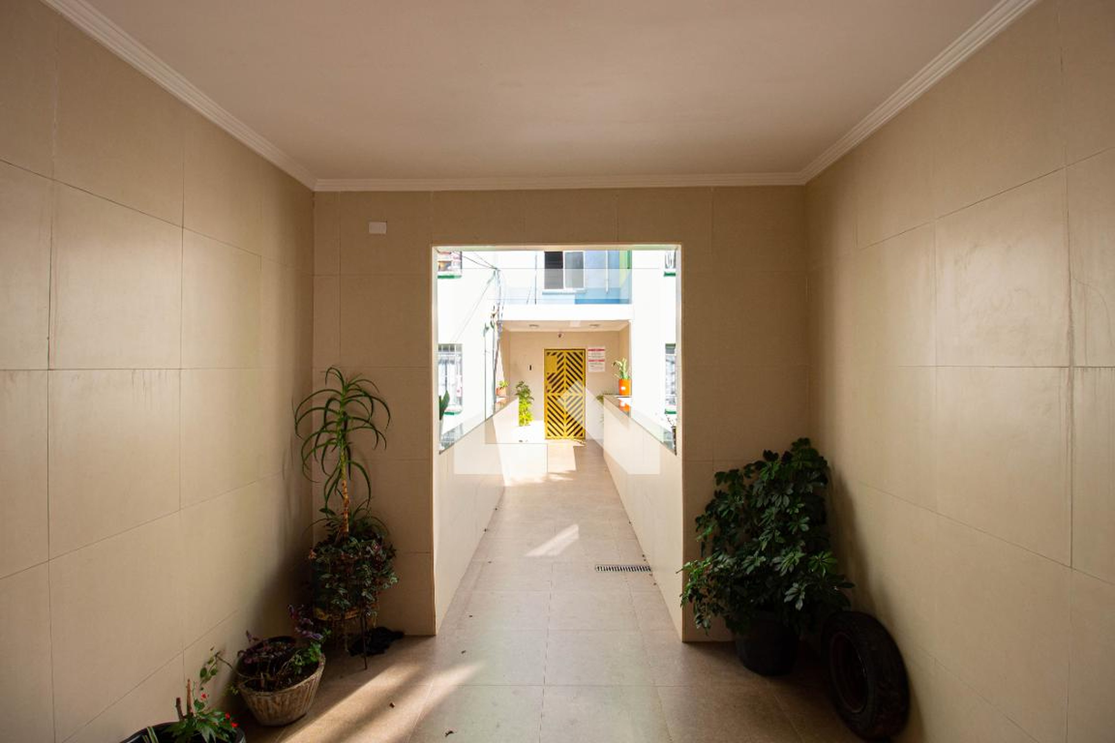 Hall de Entrada - Cohab Garagem