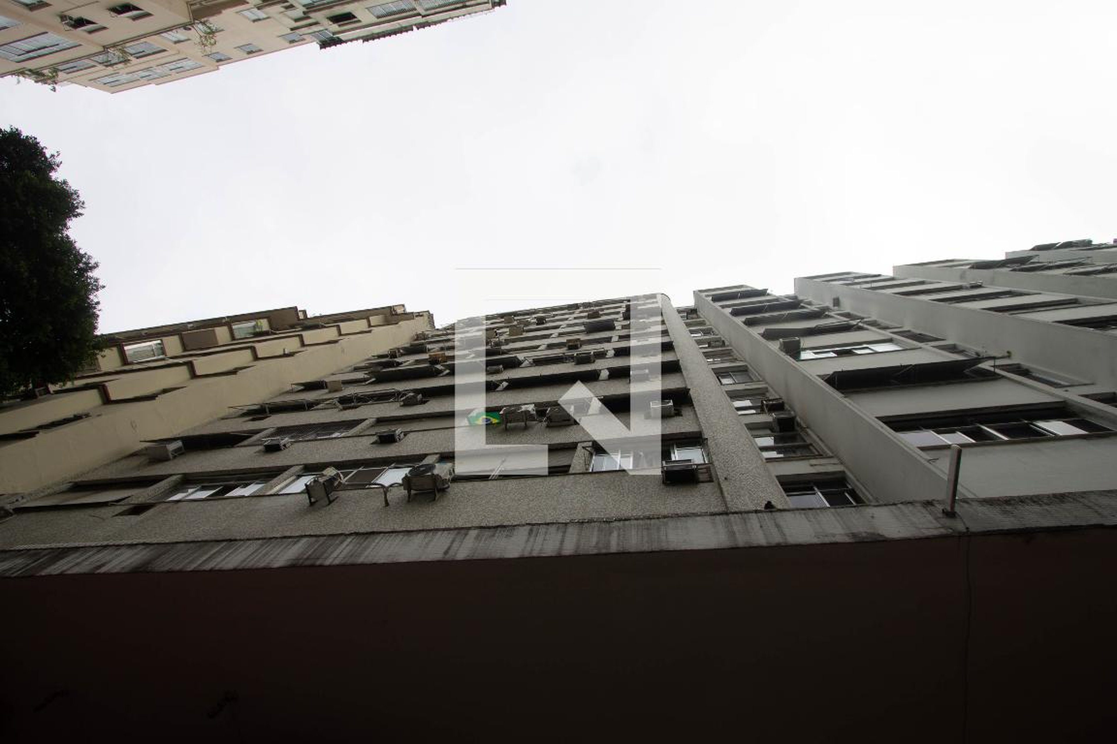 Fachada do Prédio Condomínio em Rua Rodolfo Dantas, 85