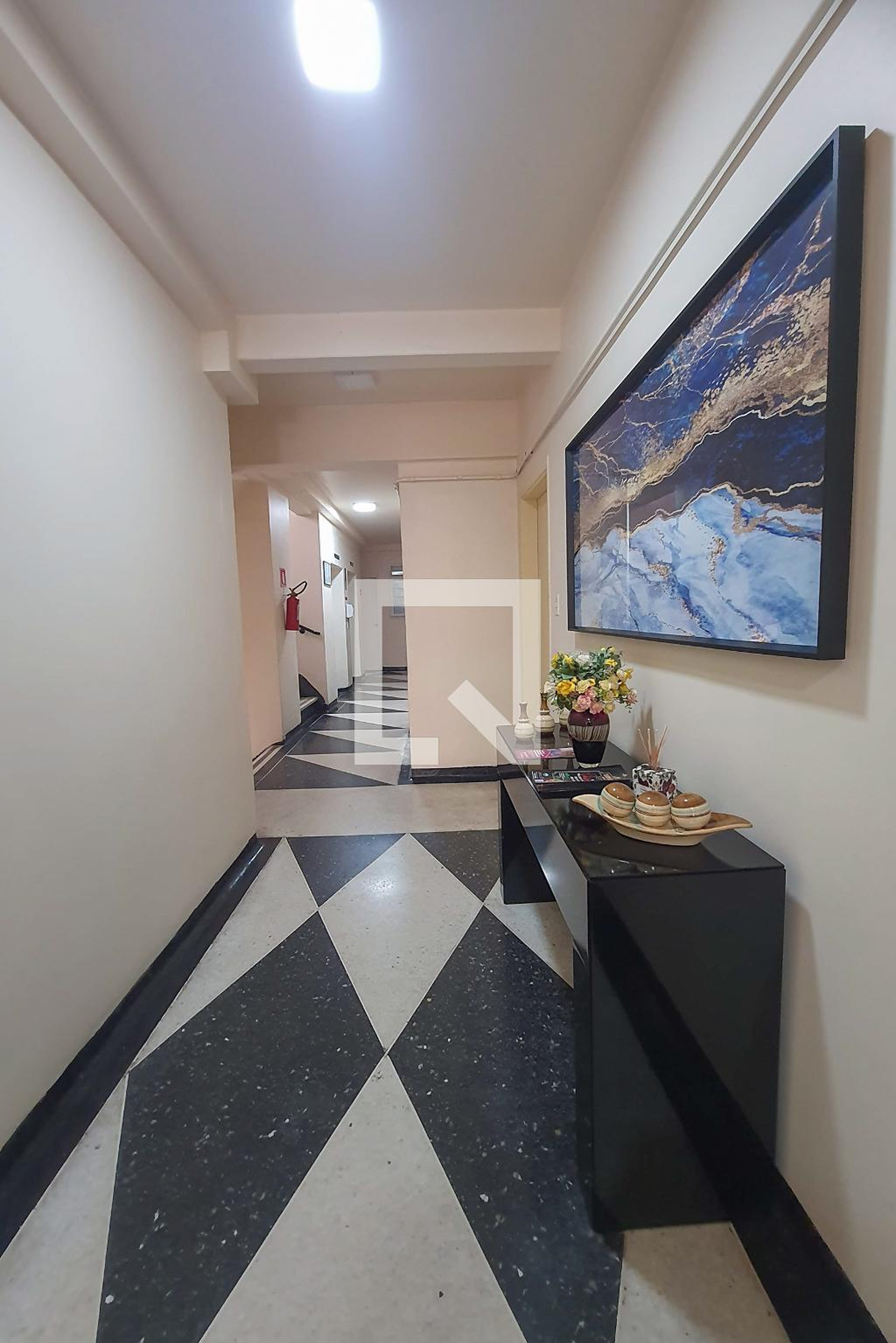 Hall - Arnaldo Rossi