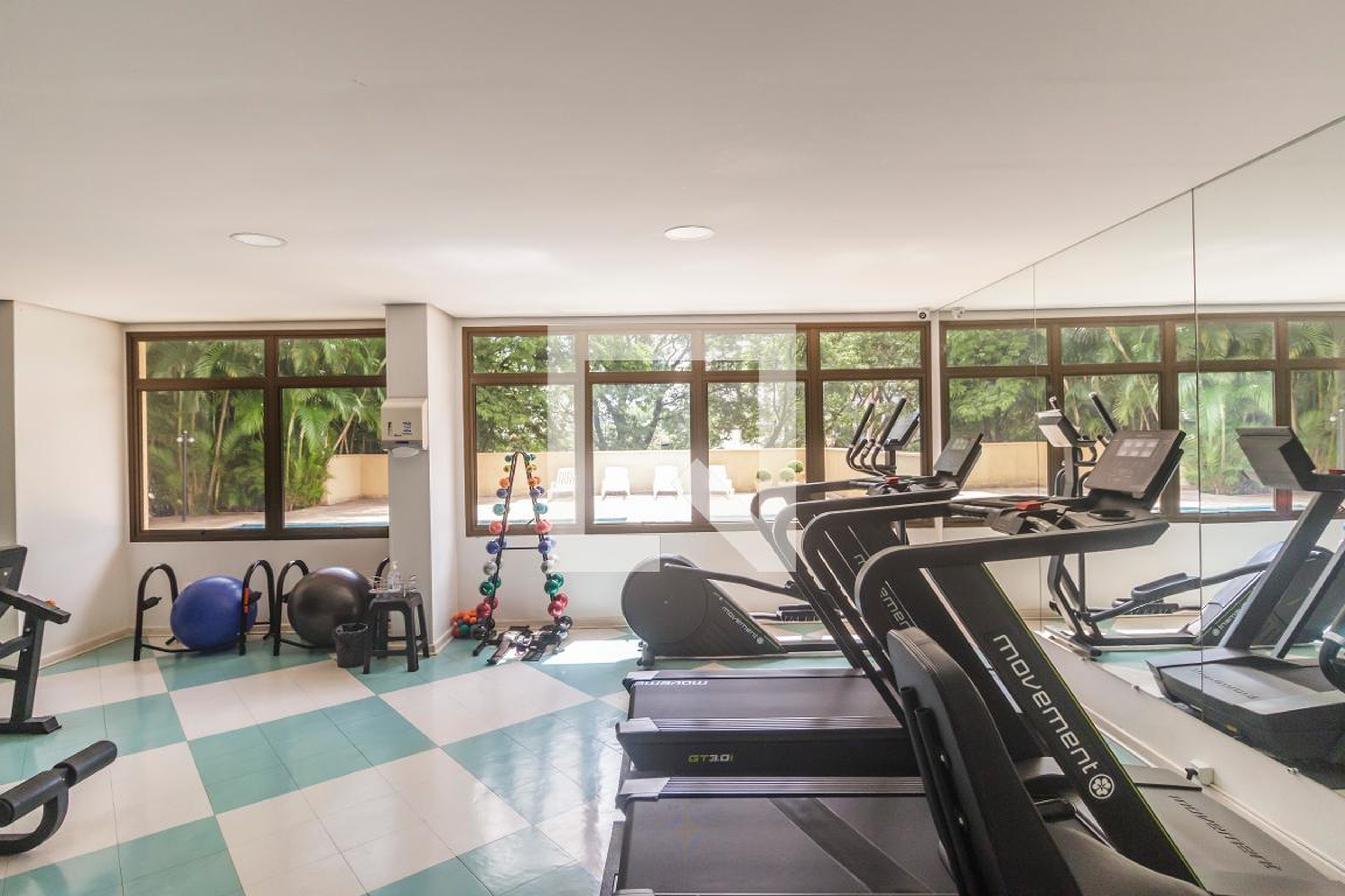 Academia - América 1