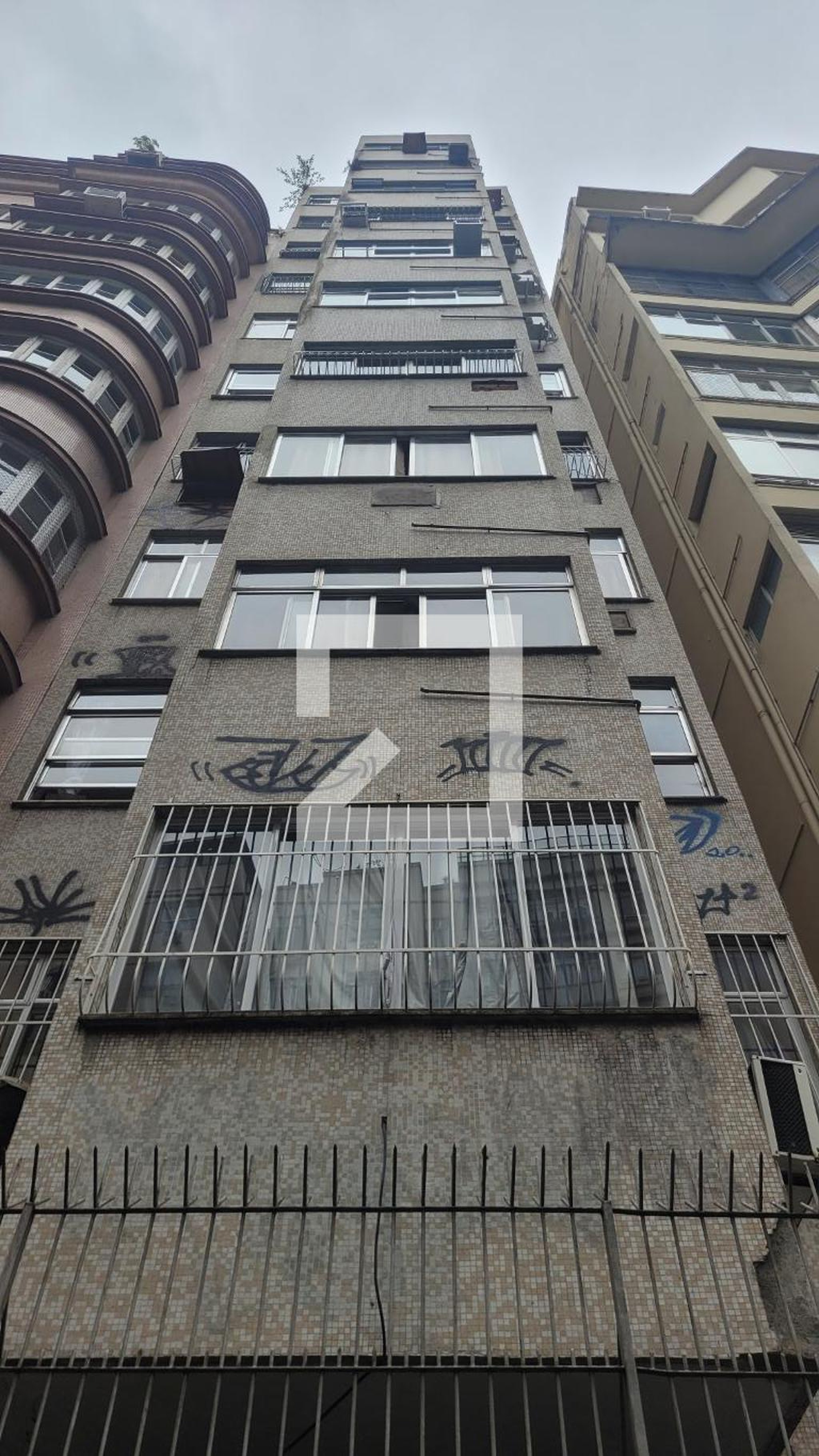 Fachada Edifício Claudia Cristina