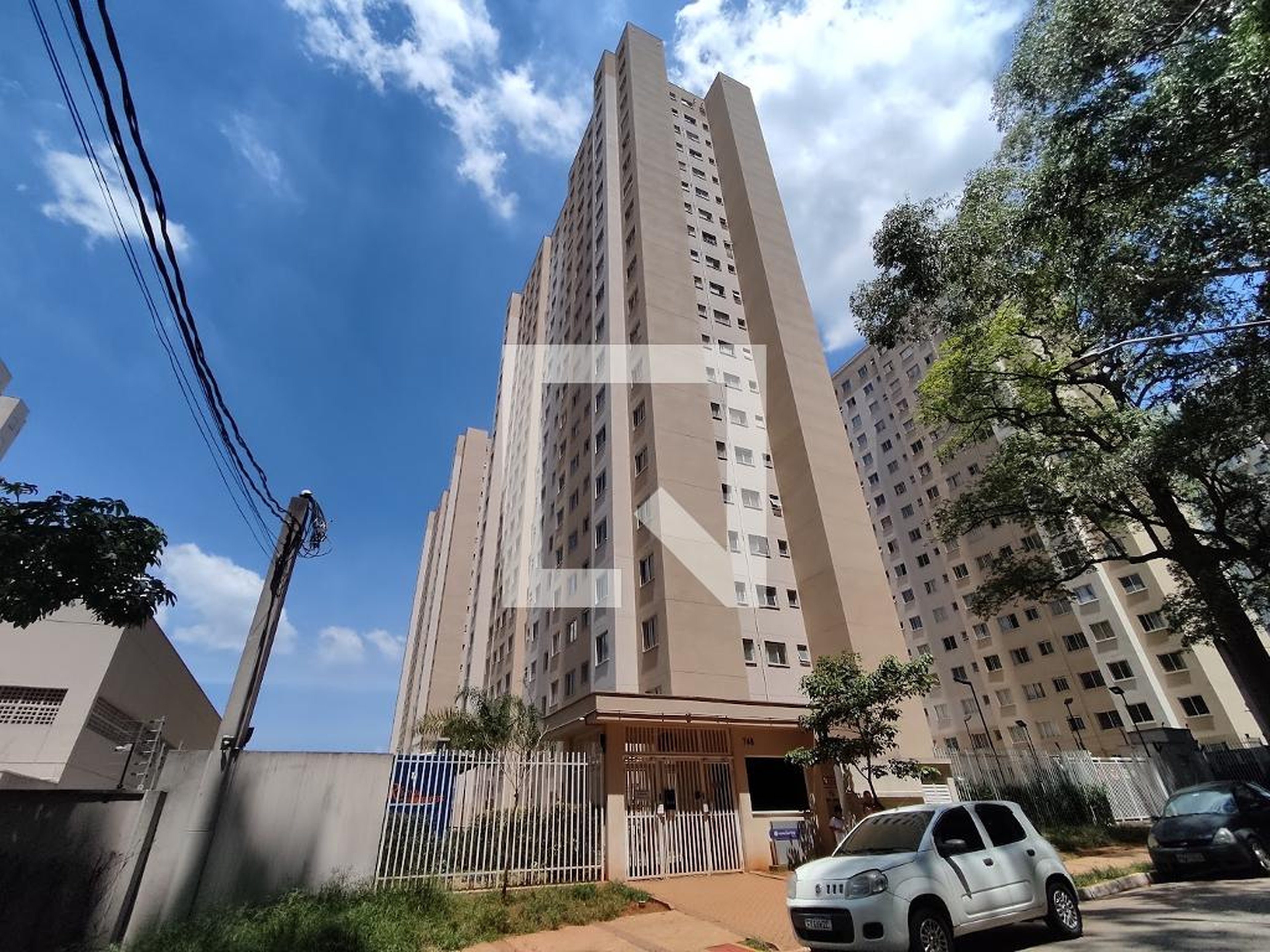 Fachada Condomínio em Avenida dos Ourives, 43