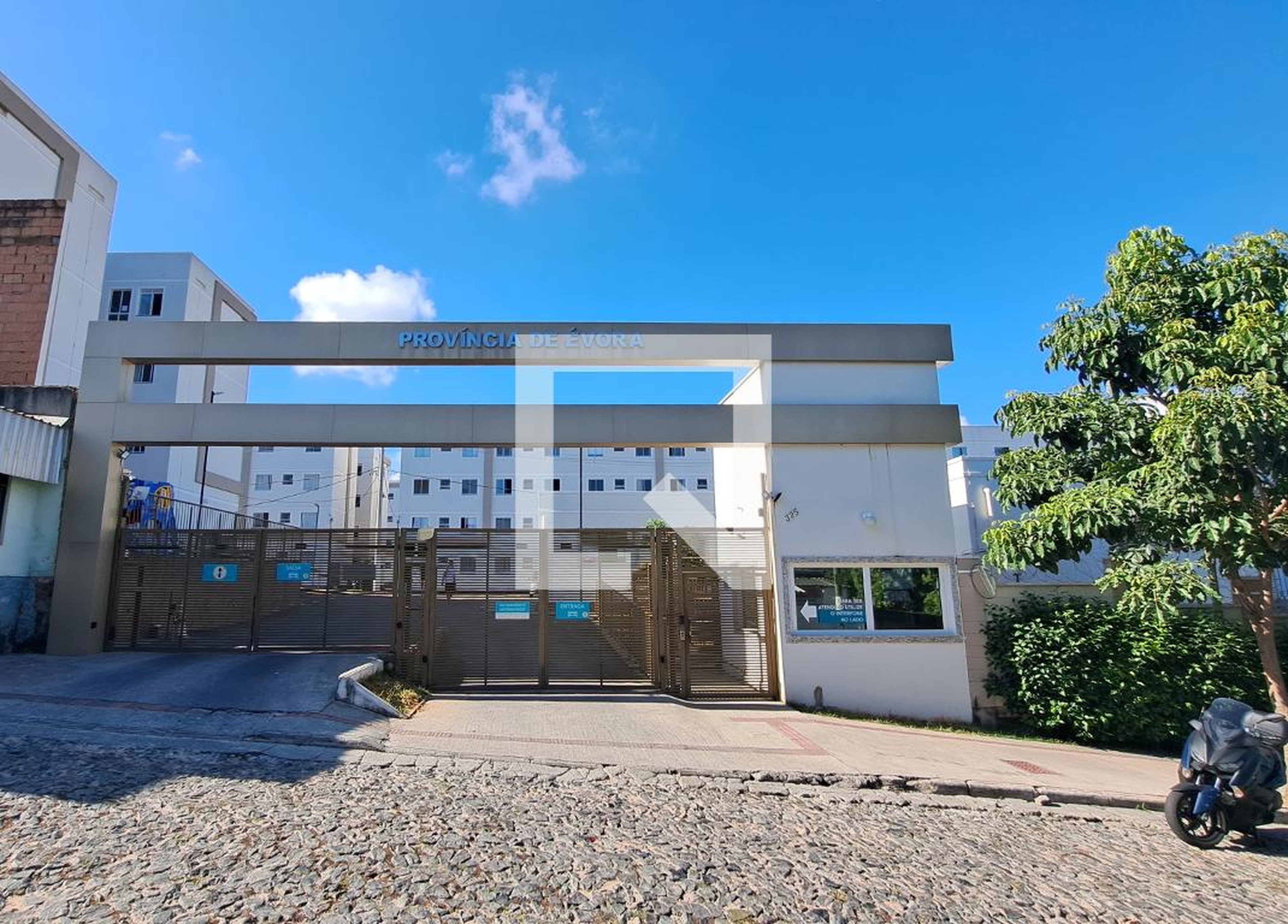 Fachada Residencial Provincias de Portugal