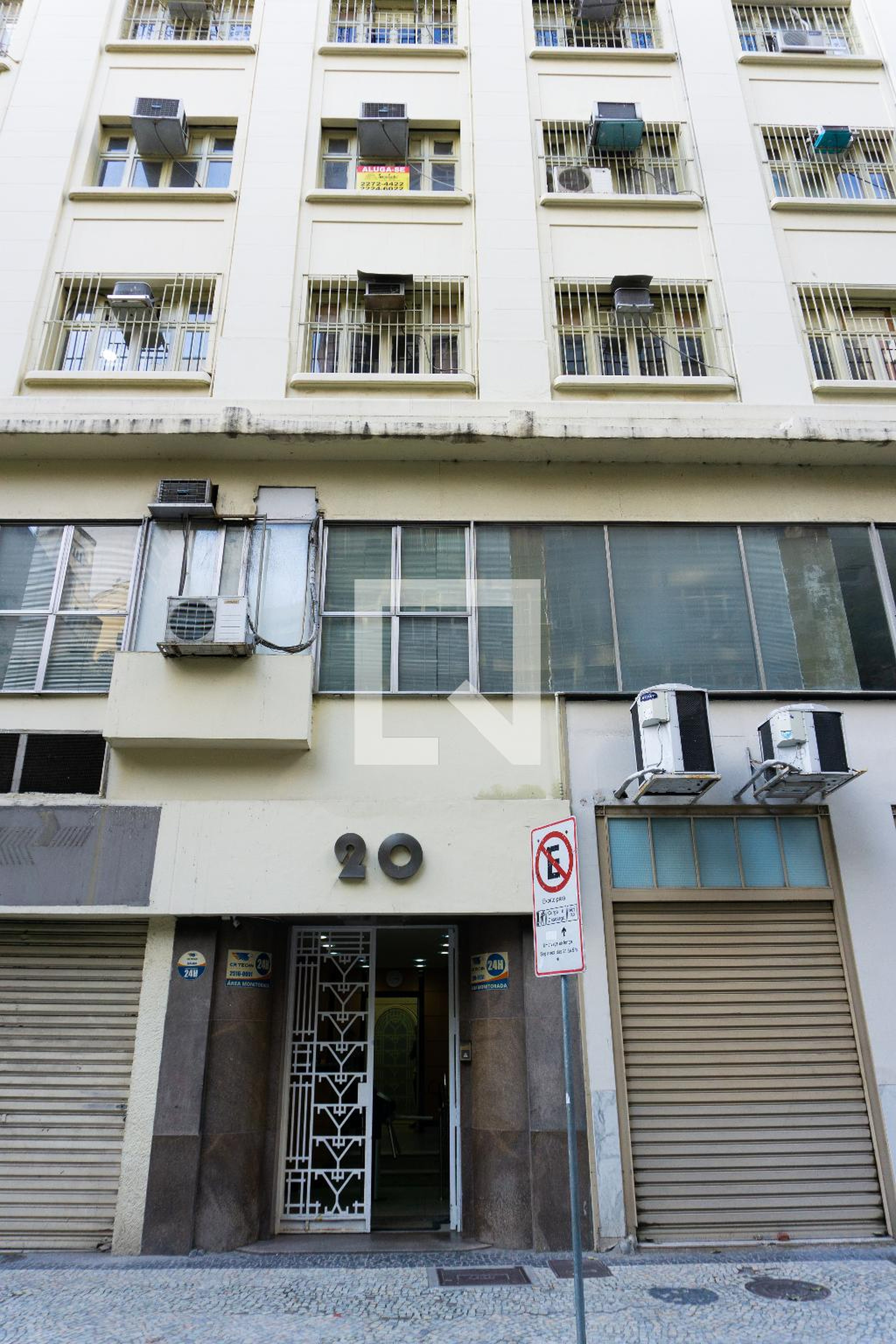 Fachada Condomínio Ferreira Neves