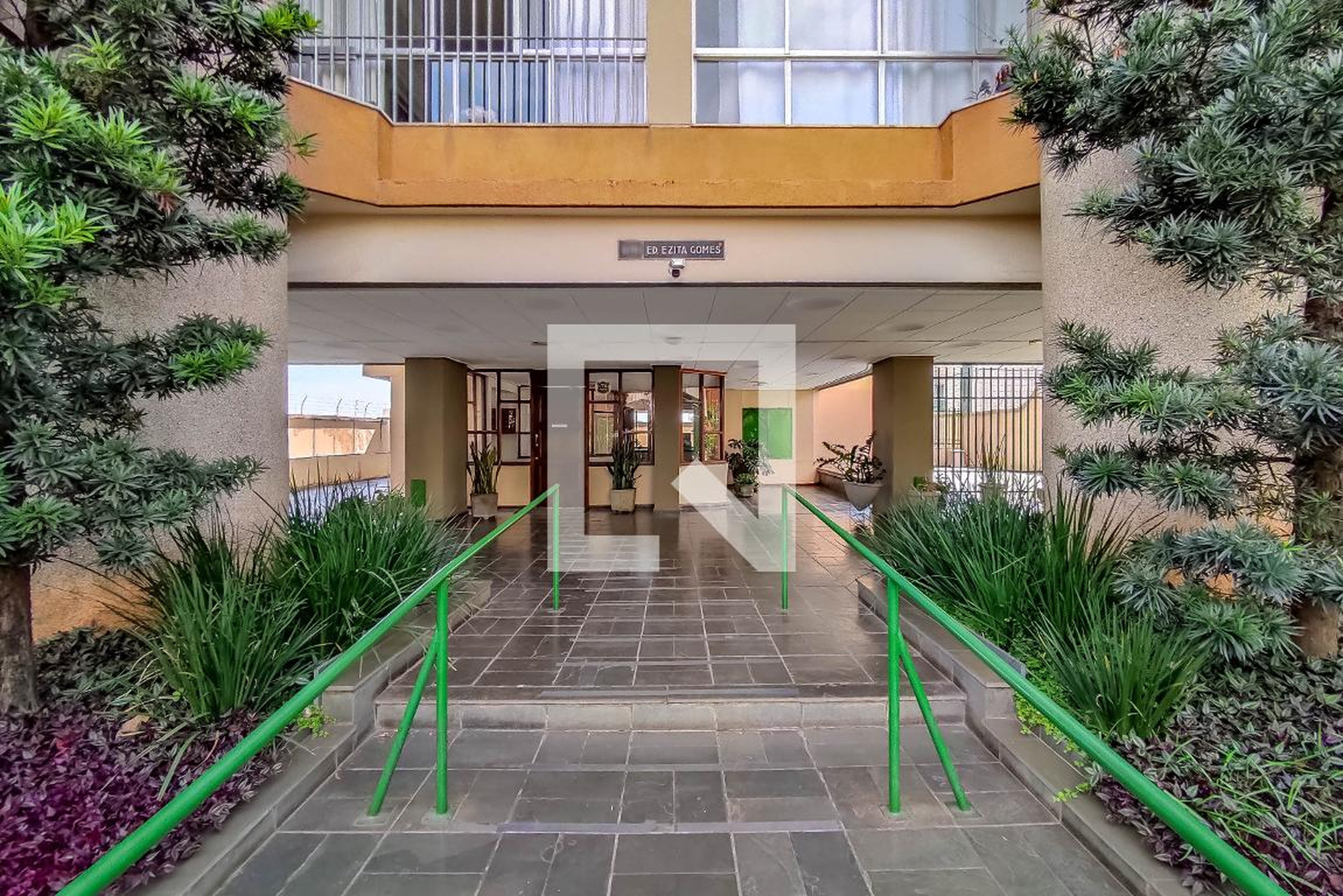 Entrada - Edifício Ezita Gomes Moreira