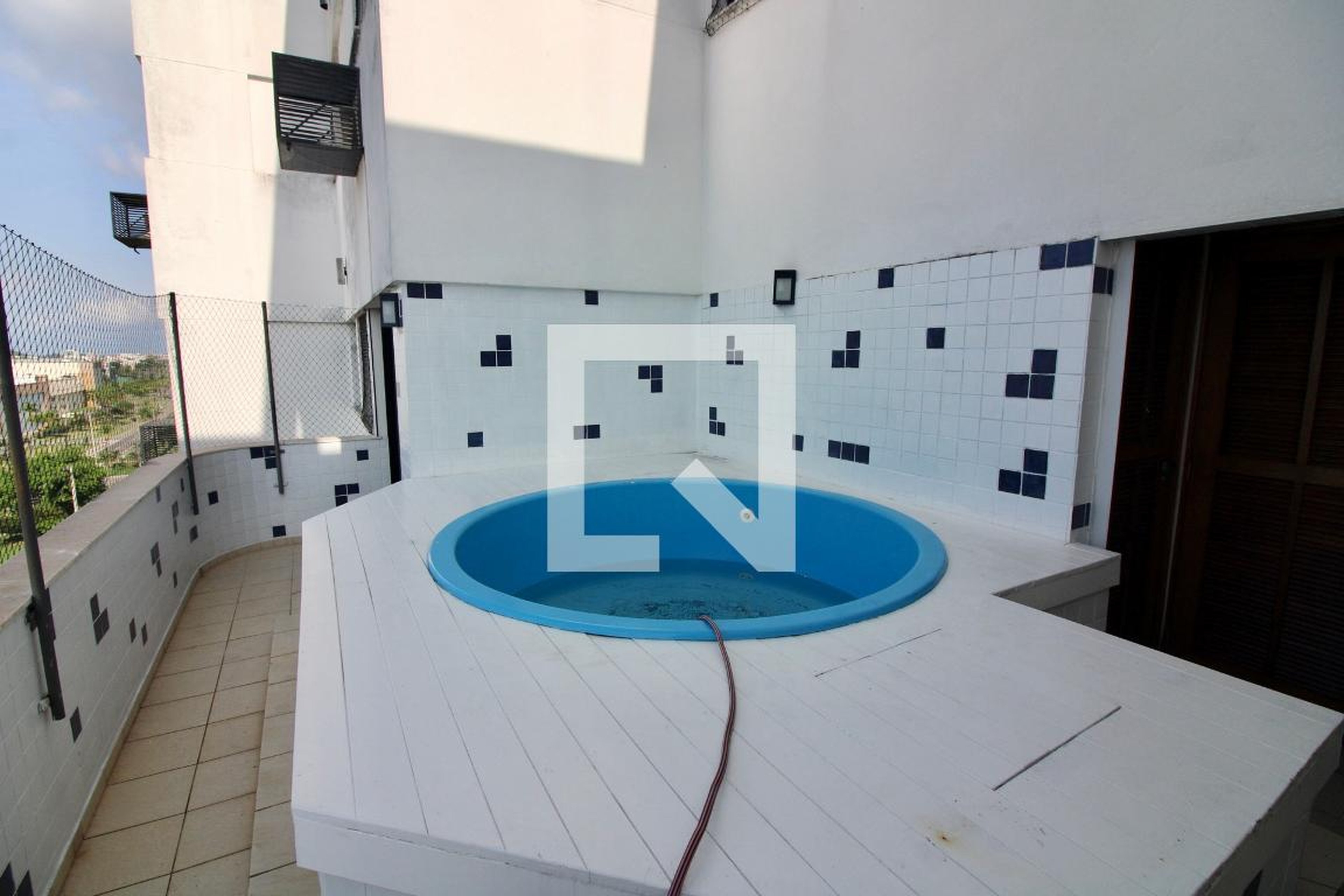 Piscina - Barra Light