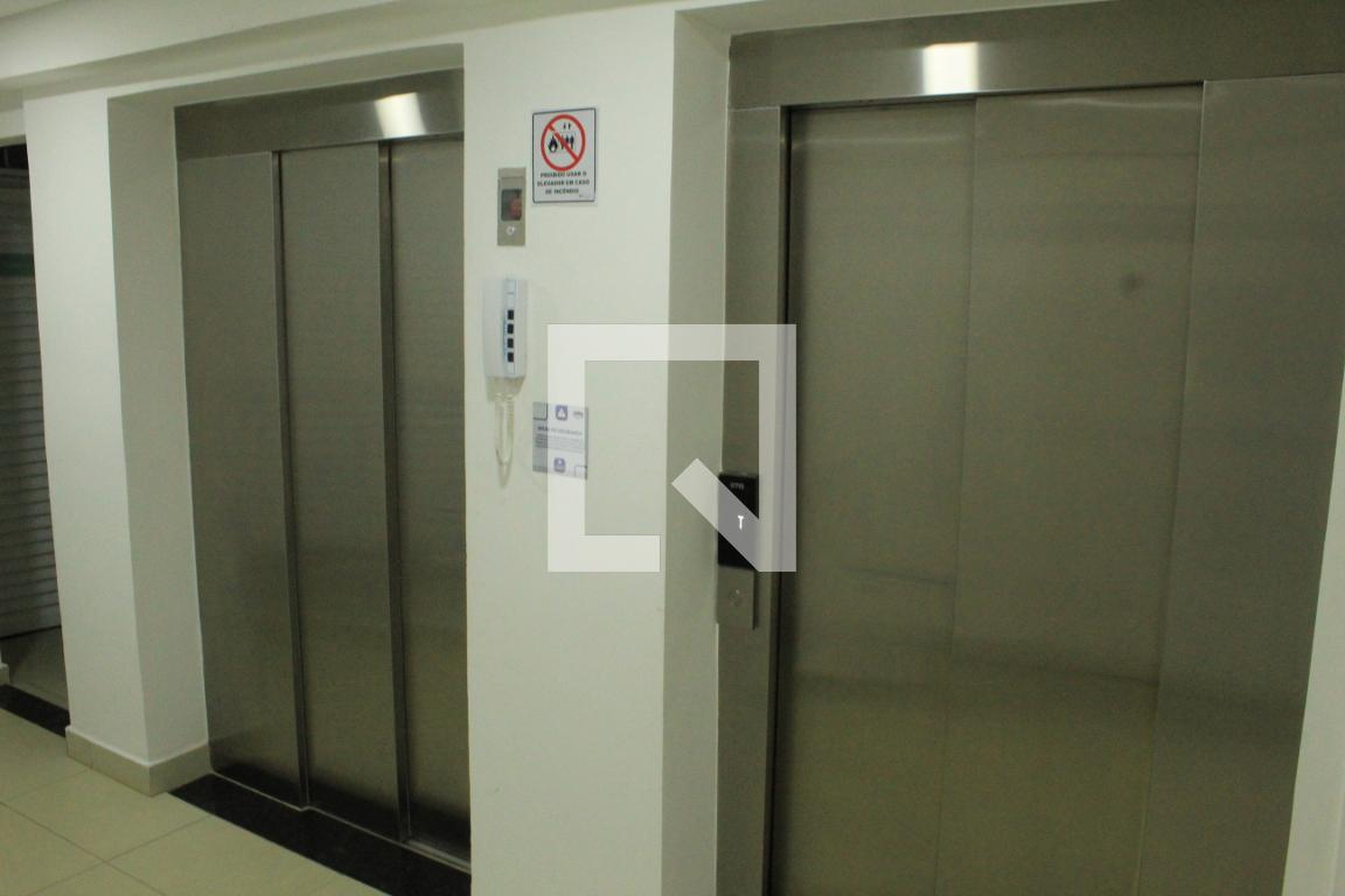 Elevador - Hortências Residence