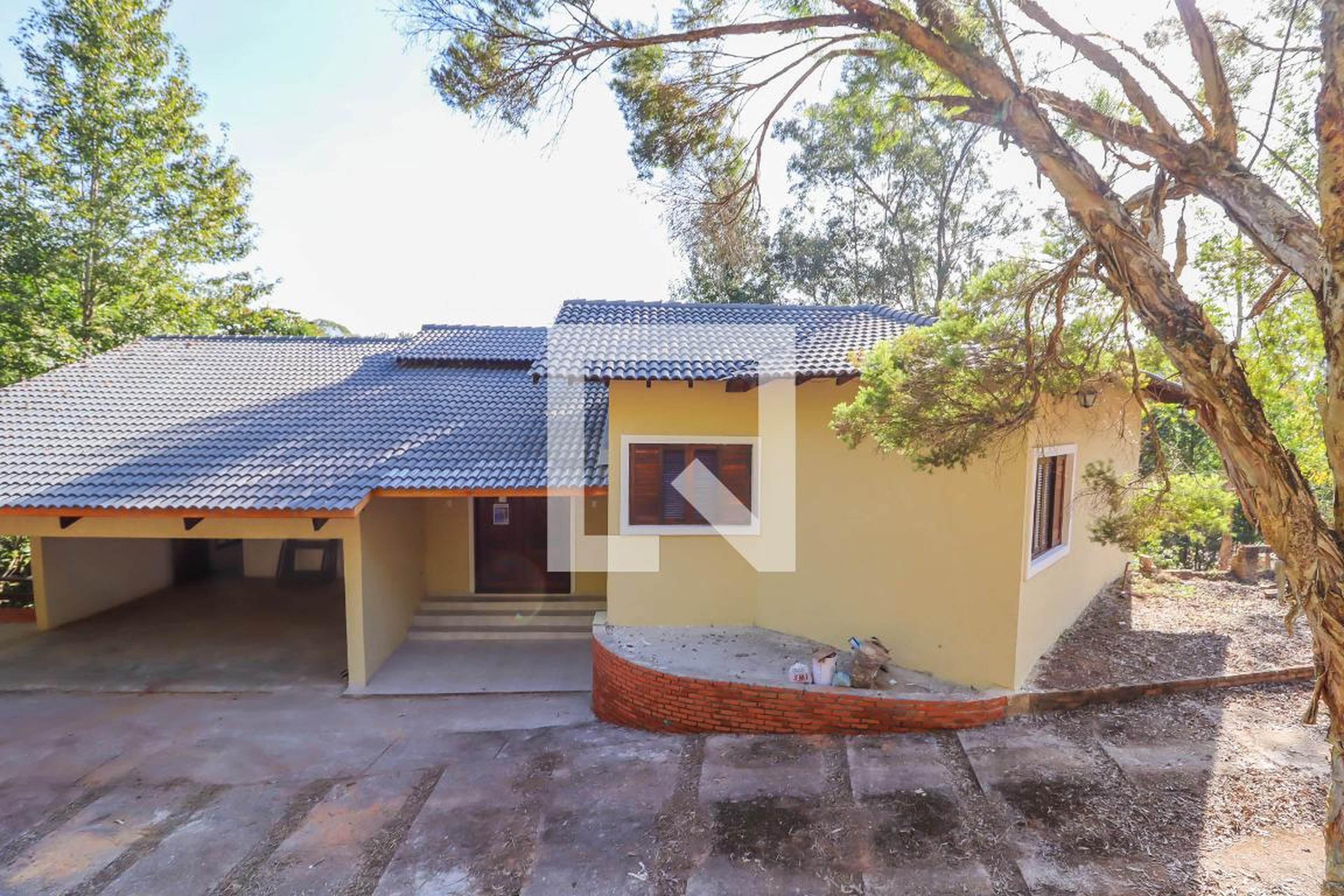 Fachada Condomínio Parque dos Manacás