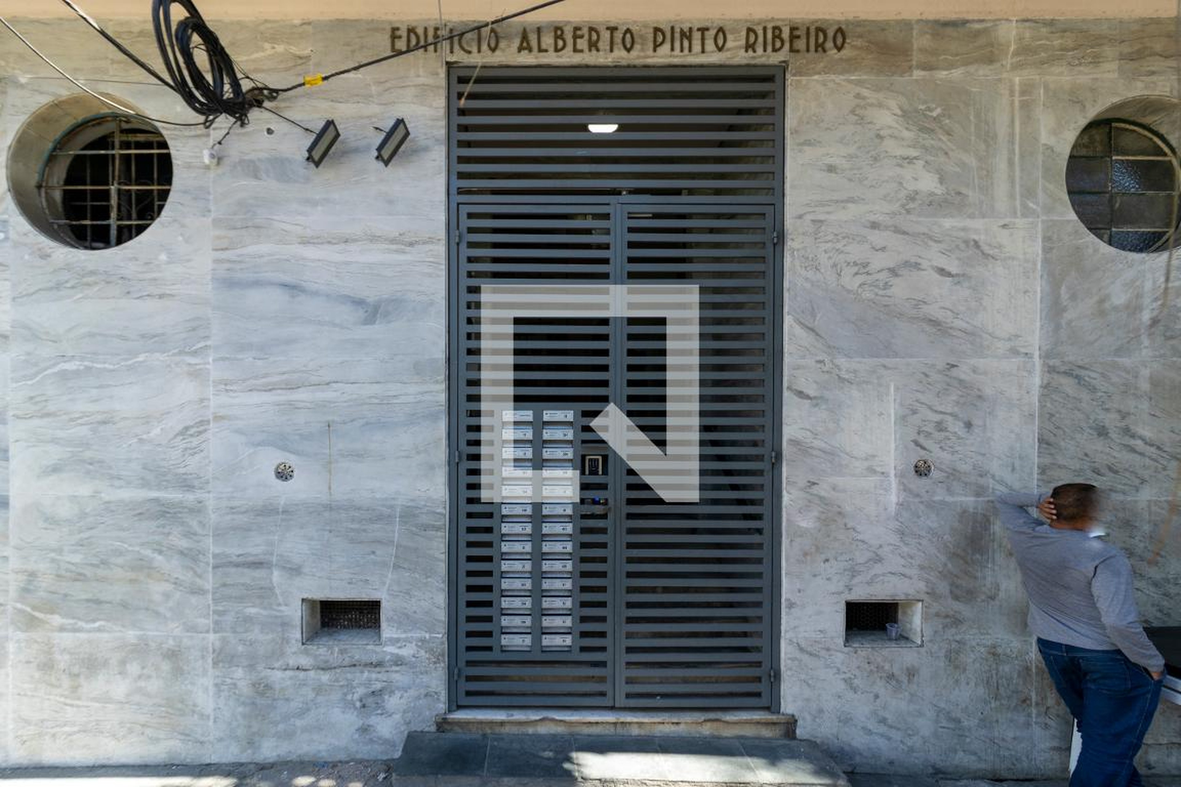 Fachada Edifício Alberto Pinto Ribeiro