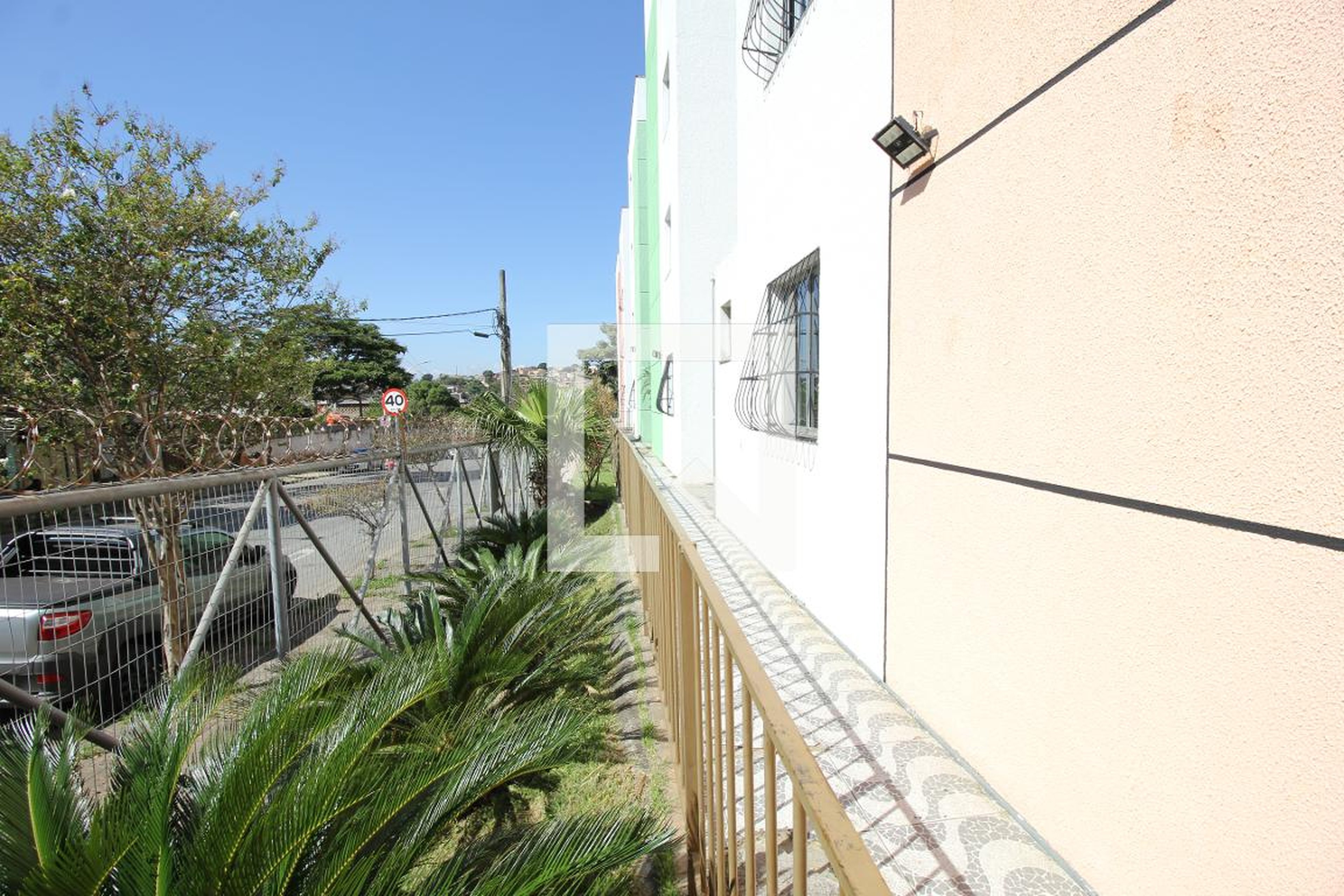 Entrada Condomínio em Rua Fued Mansur Kfuri, 165